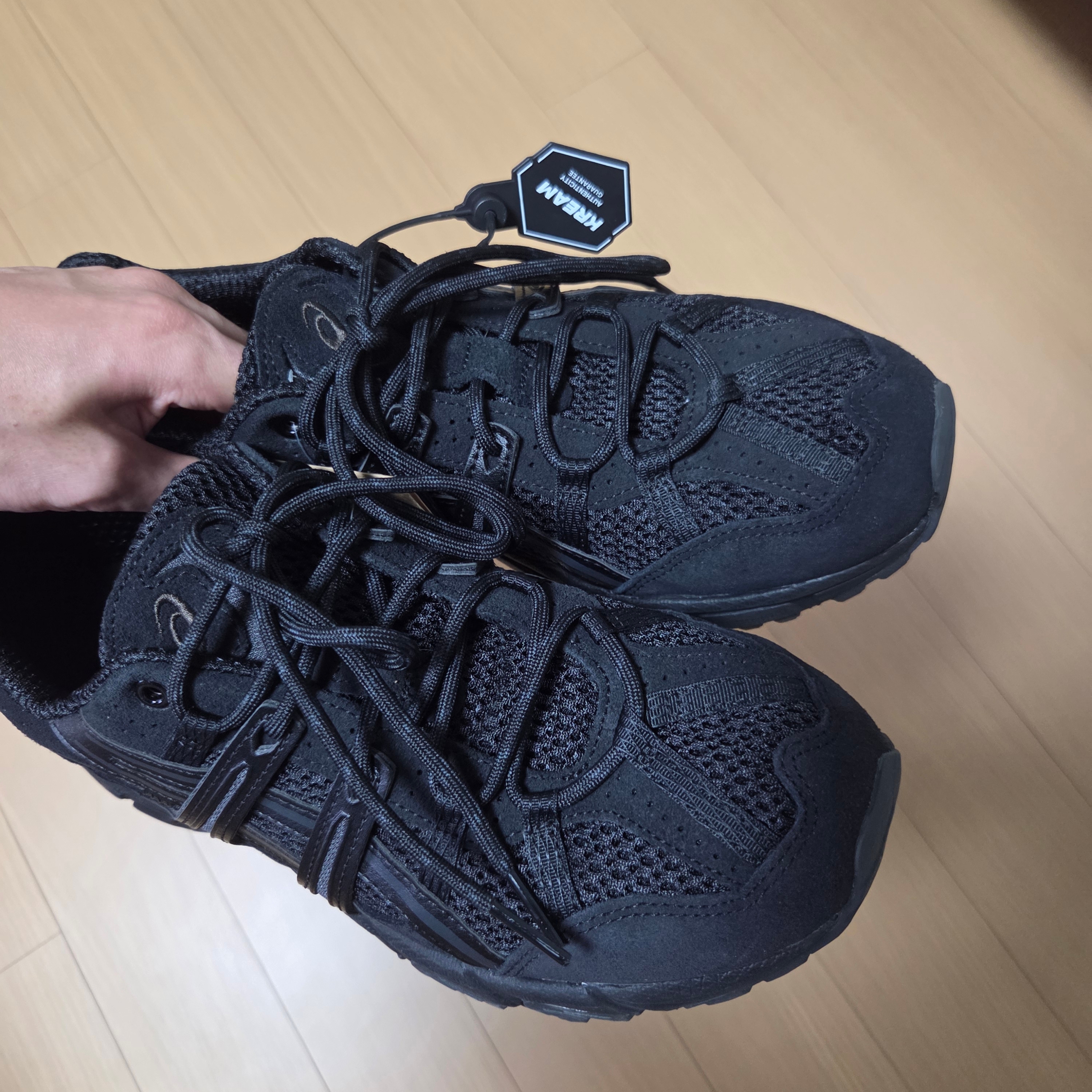 Asics Gel-Sonoma 15-50 Black 착용 스타일 - 3