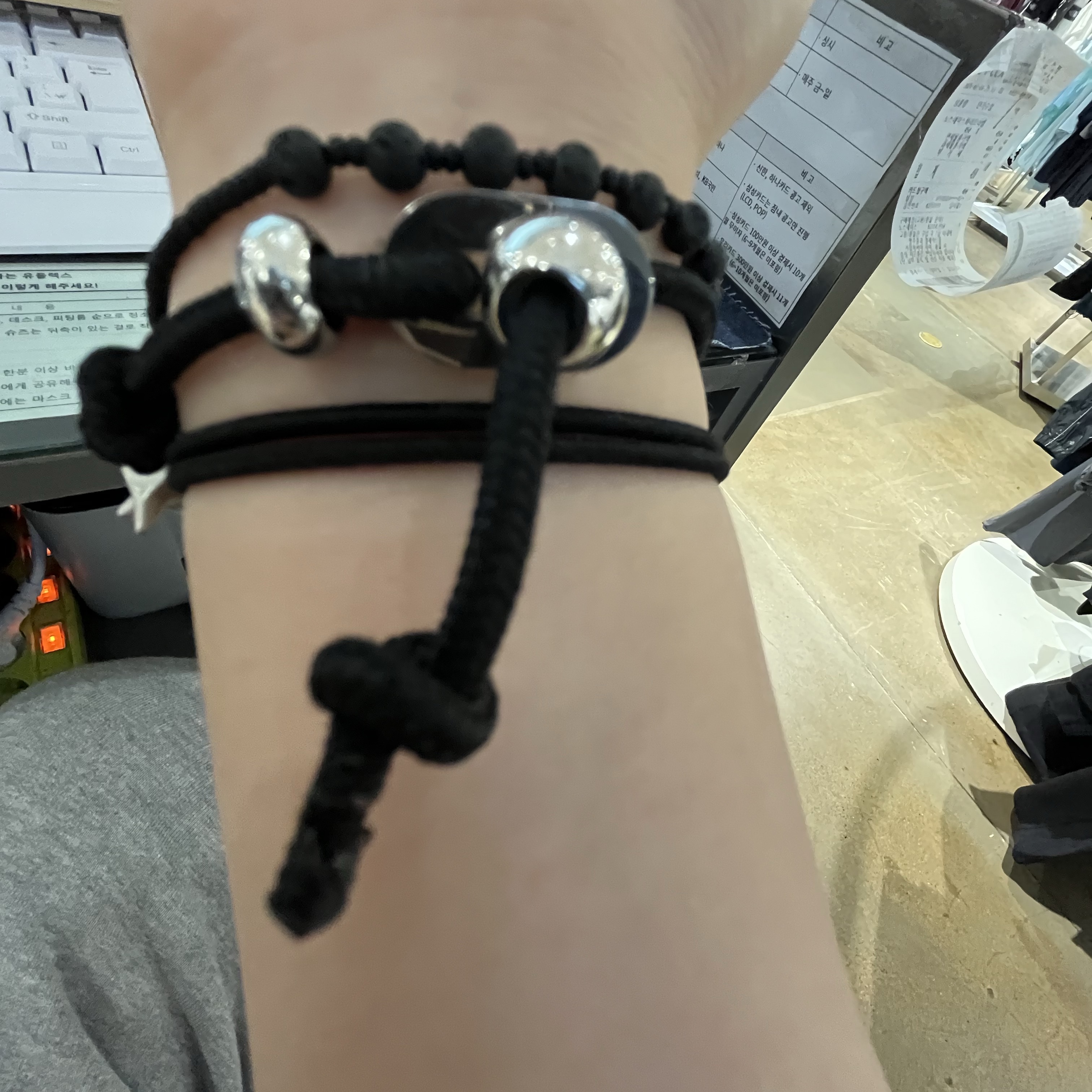 Sentiments No.617 Bracelet Burnish 착용 스타일 - 2