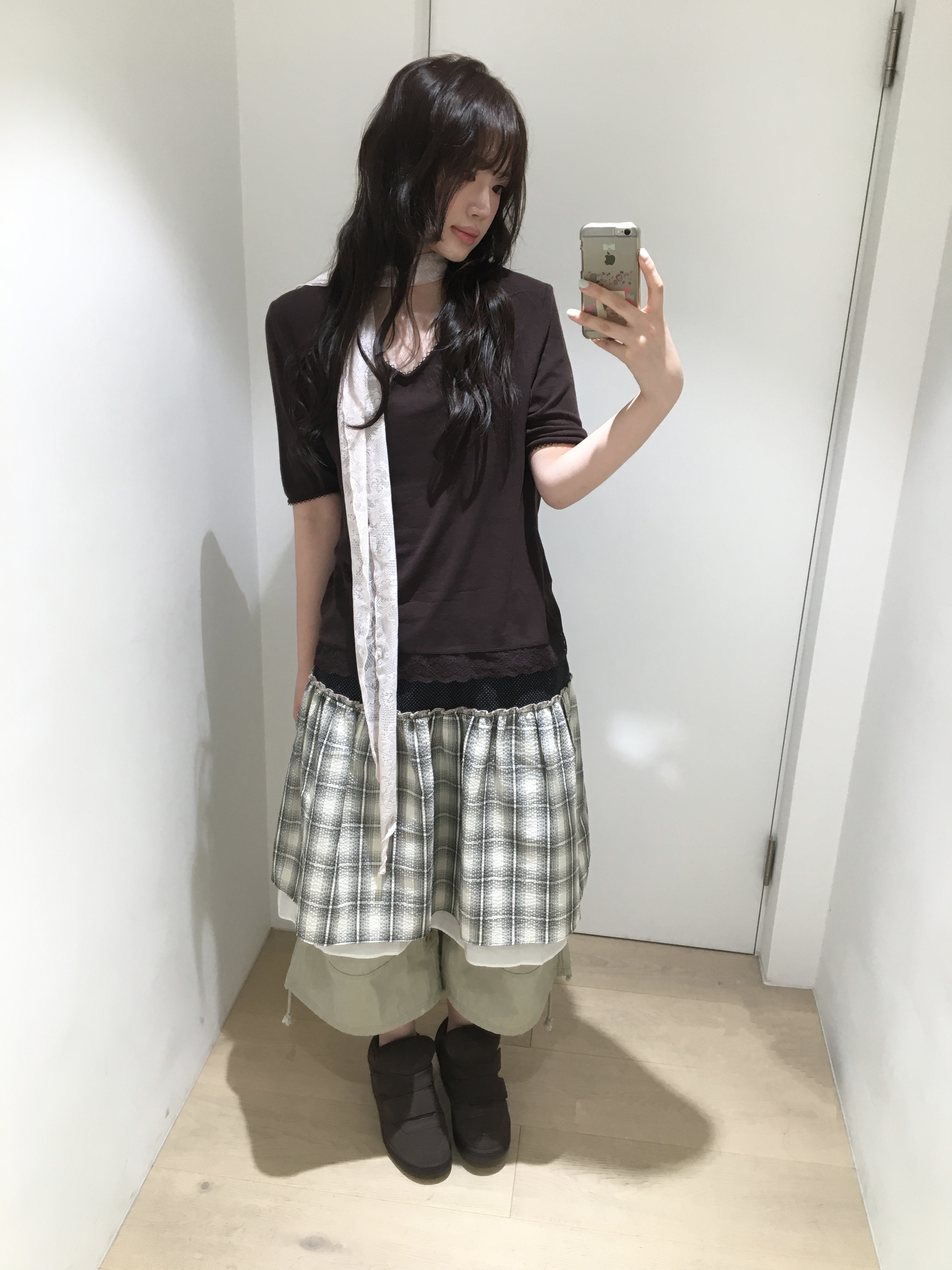 COYSEIO Coy Bumble Sneakers Brown 착용 스타일