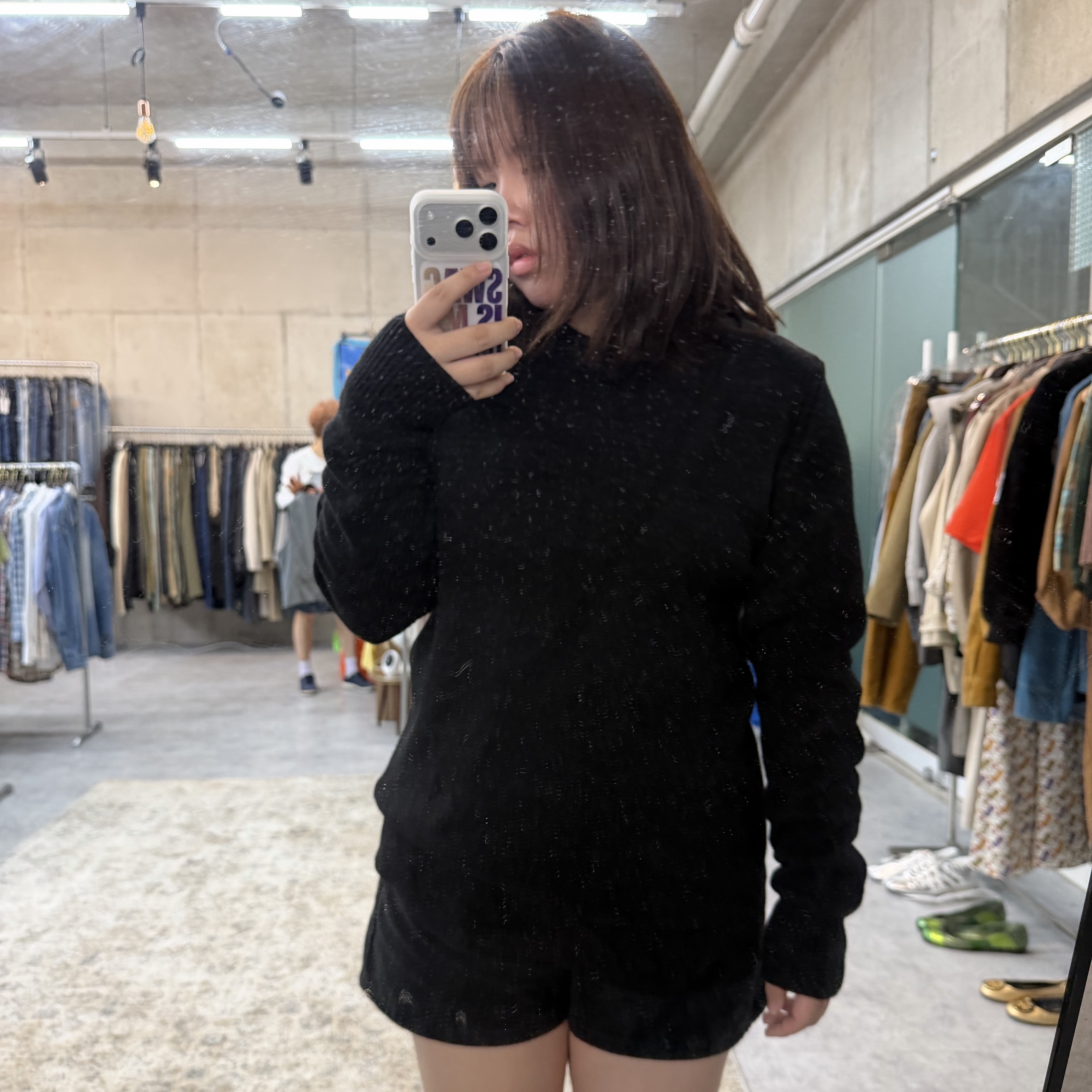 IAB Studio Hoodie Black, Adidas Superstar II Core Black Cloud White 착용 스타일 - 2