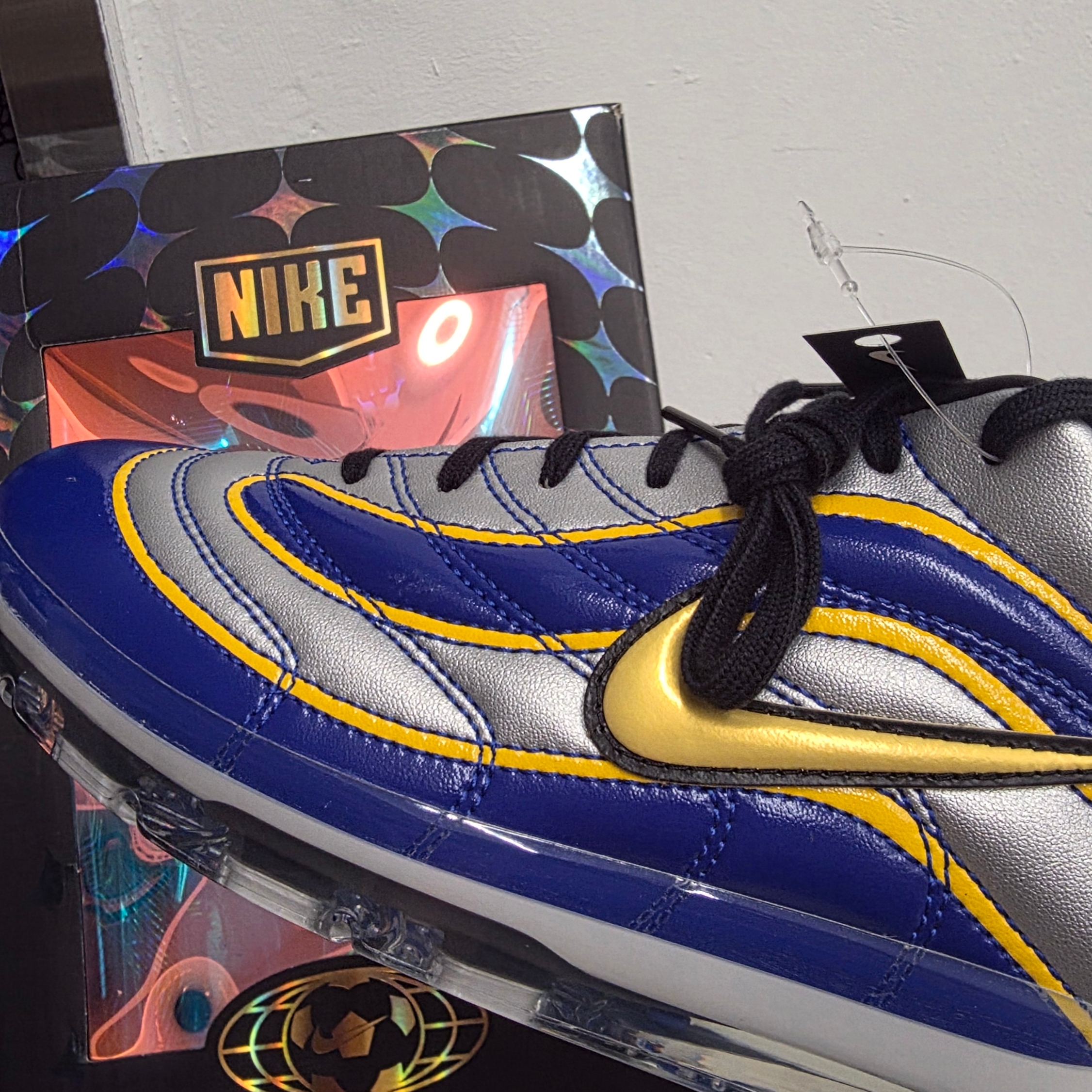 Nike Cryoshot Mercurial Vapor R9 OG Varsity Royal Varsity Maize 착용 스타일