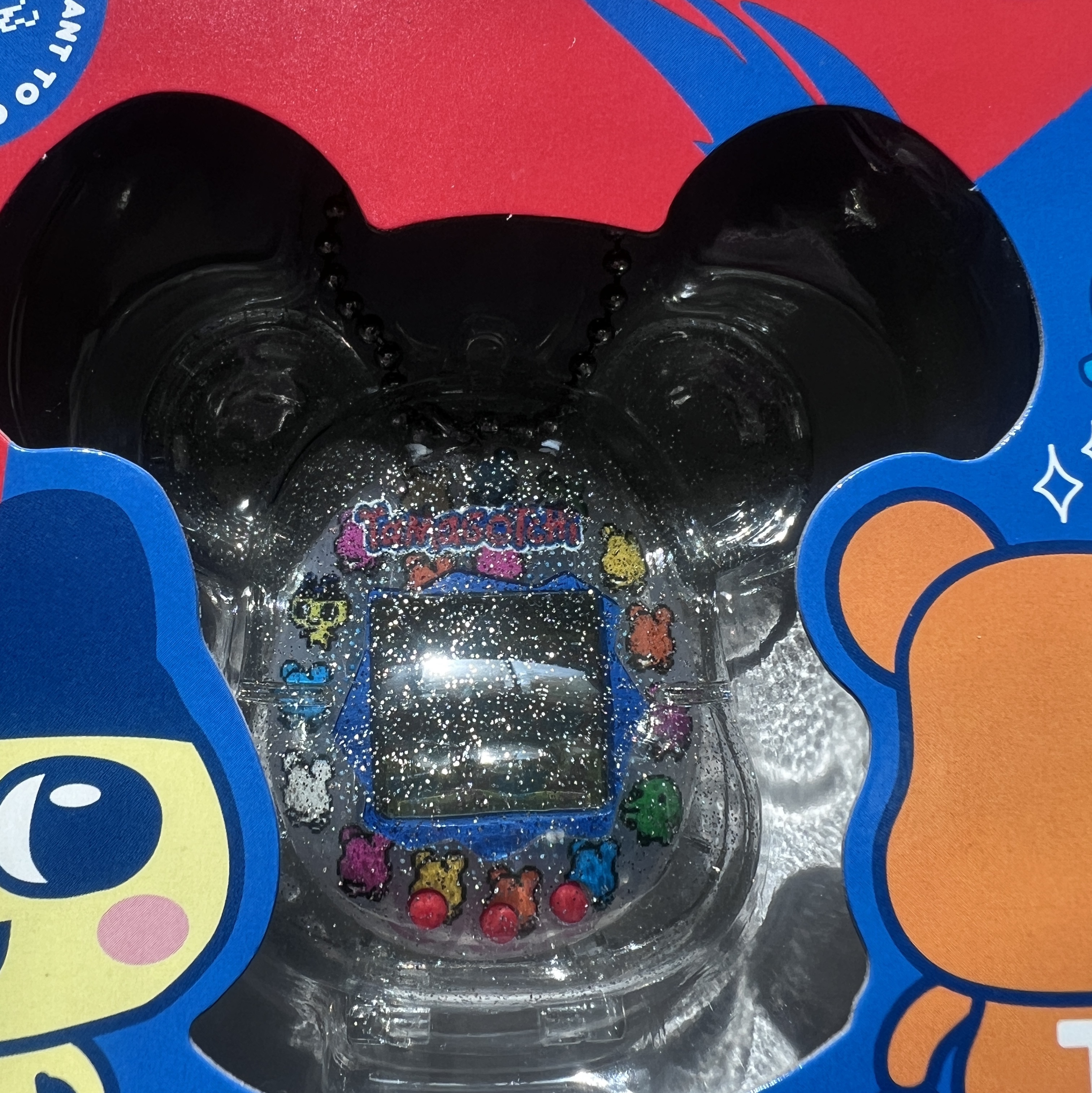 Tamagotchi x Bearbrick Original Tamagotchi Glittery 착용 스타일