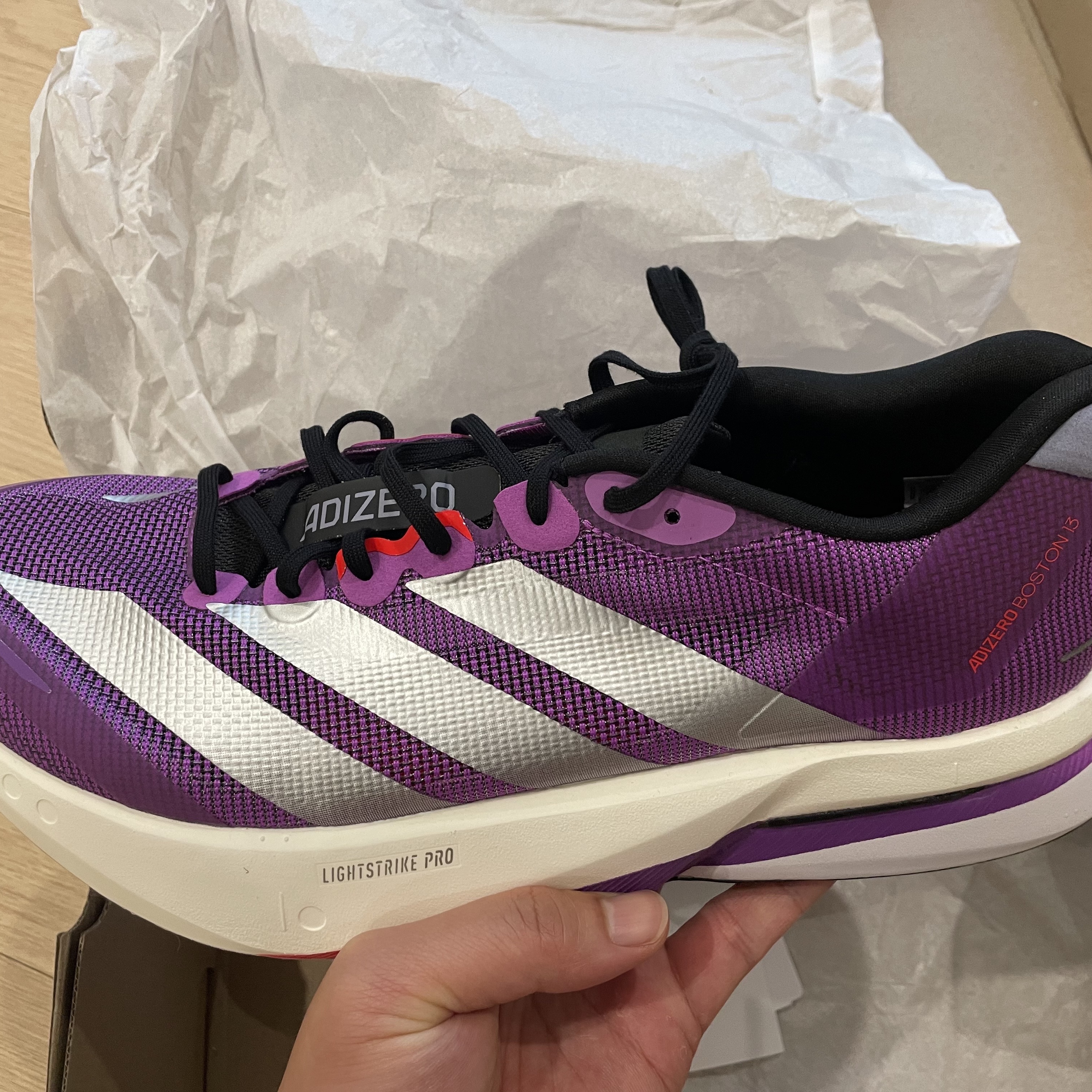 Adidas Adizero Boston 13 Purple Burst Silver Metallic 착용 스타일