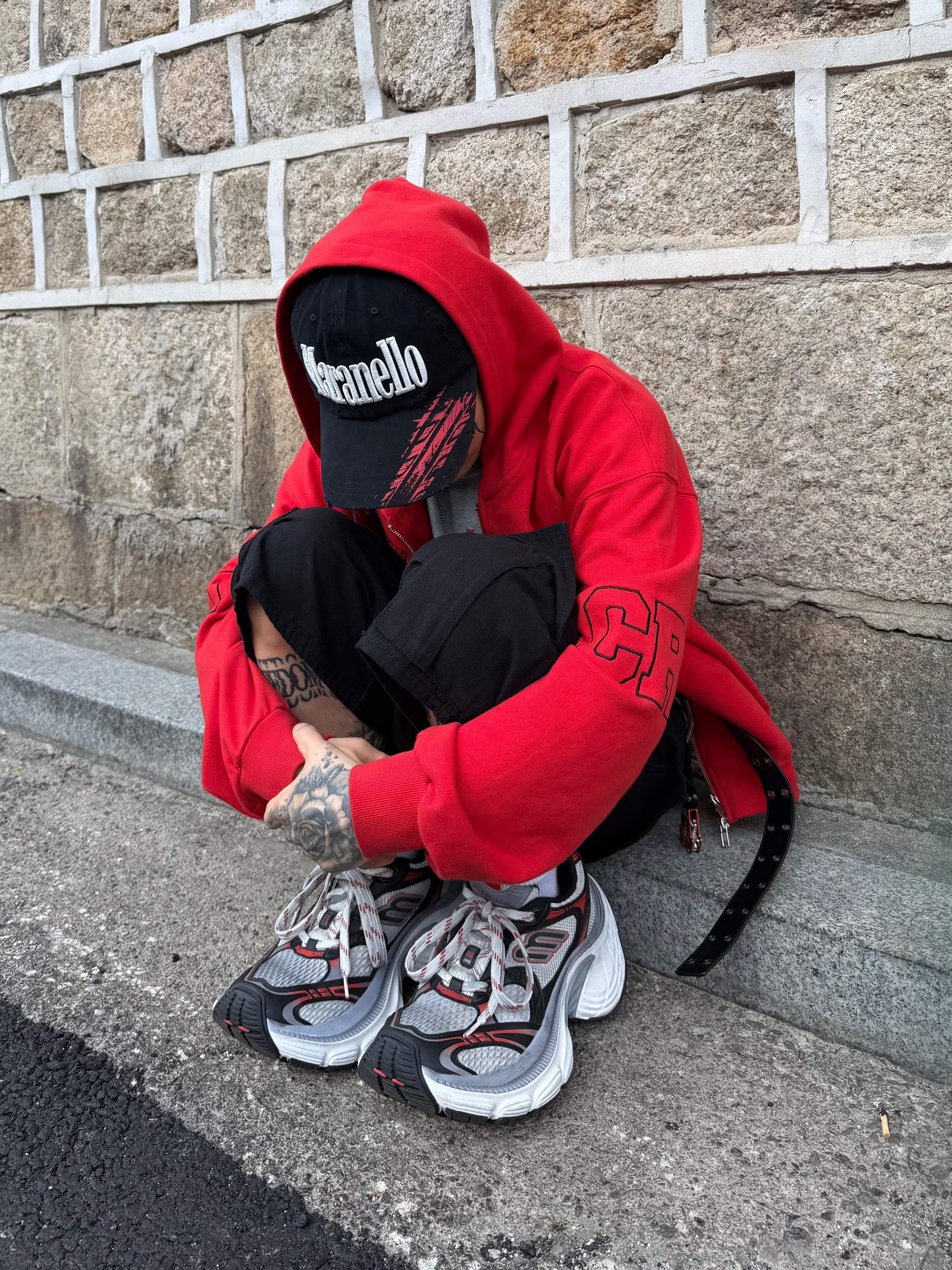 tornortied Messiah T-Shirt
Gray, ETCE Maranello Skid Mark Vintage Cap Black 착용 스타일 - 1