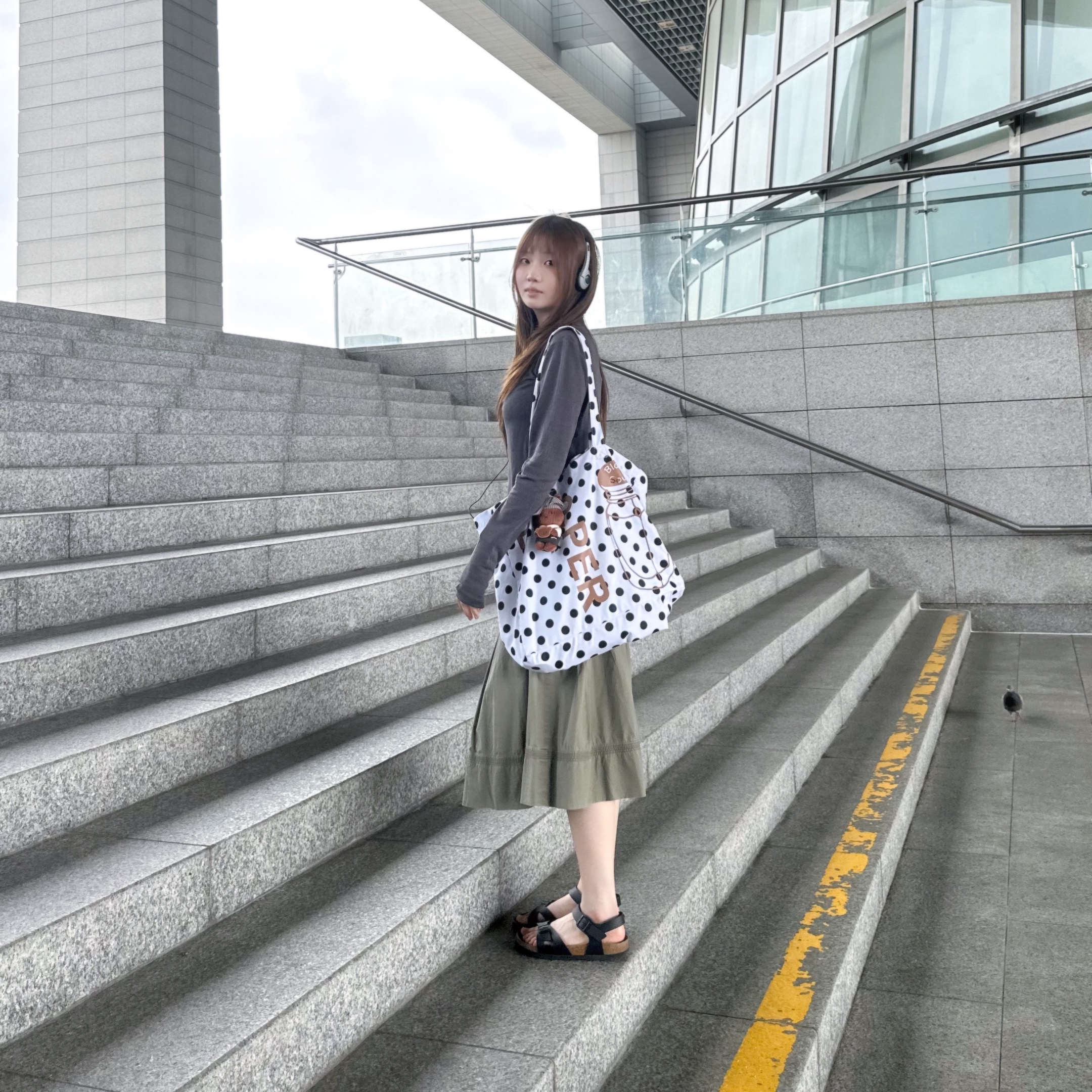 Birkenstock Arizona Black - Regular 착용 스타일 - 5
