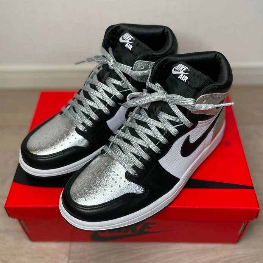 (W) Jordan 1 Retro High OG Silver Toe 착용 스타일
