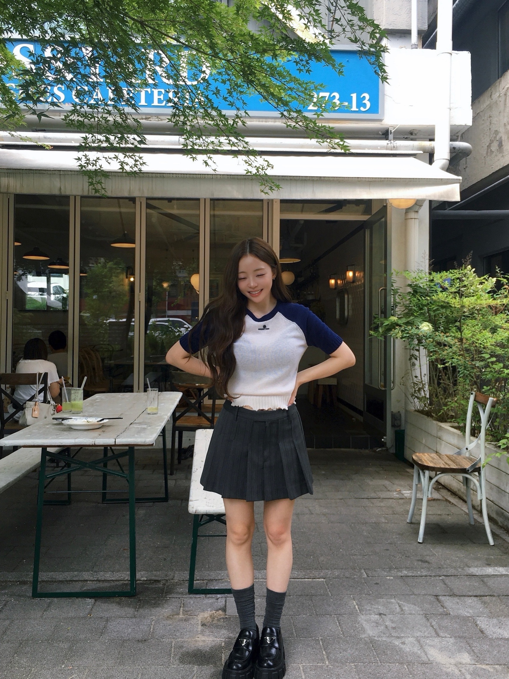 Shushu/Tong Women Color Block Raw Edge Short Sleeve Knit Top White - 26SS 착용 스타일 - 3