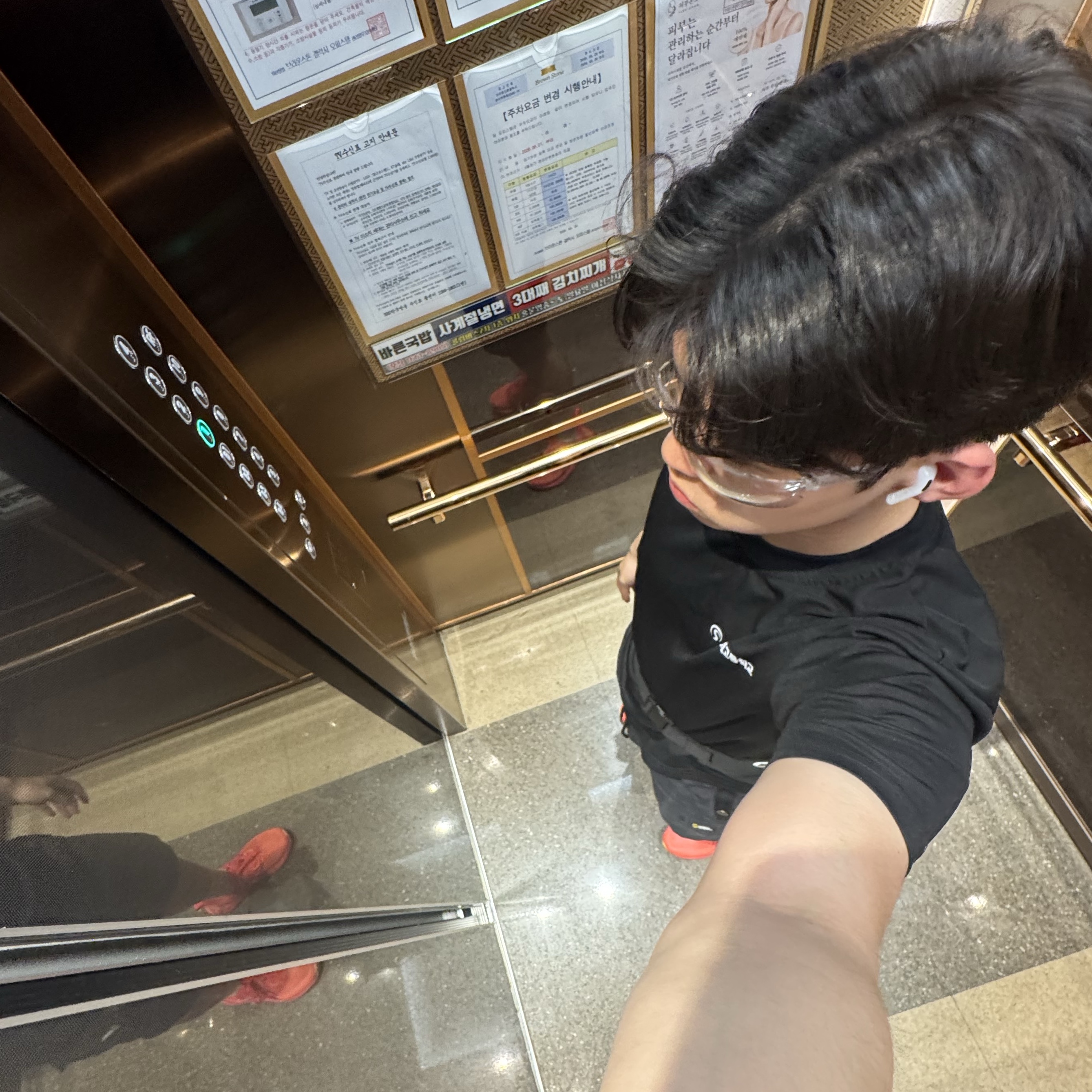 DECATHLON Rockrider Adult Cycling Sunglasses Category 0 ST 100, Asics Novablast 5 Flash Red Edo Purple 착용 스타일