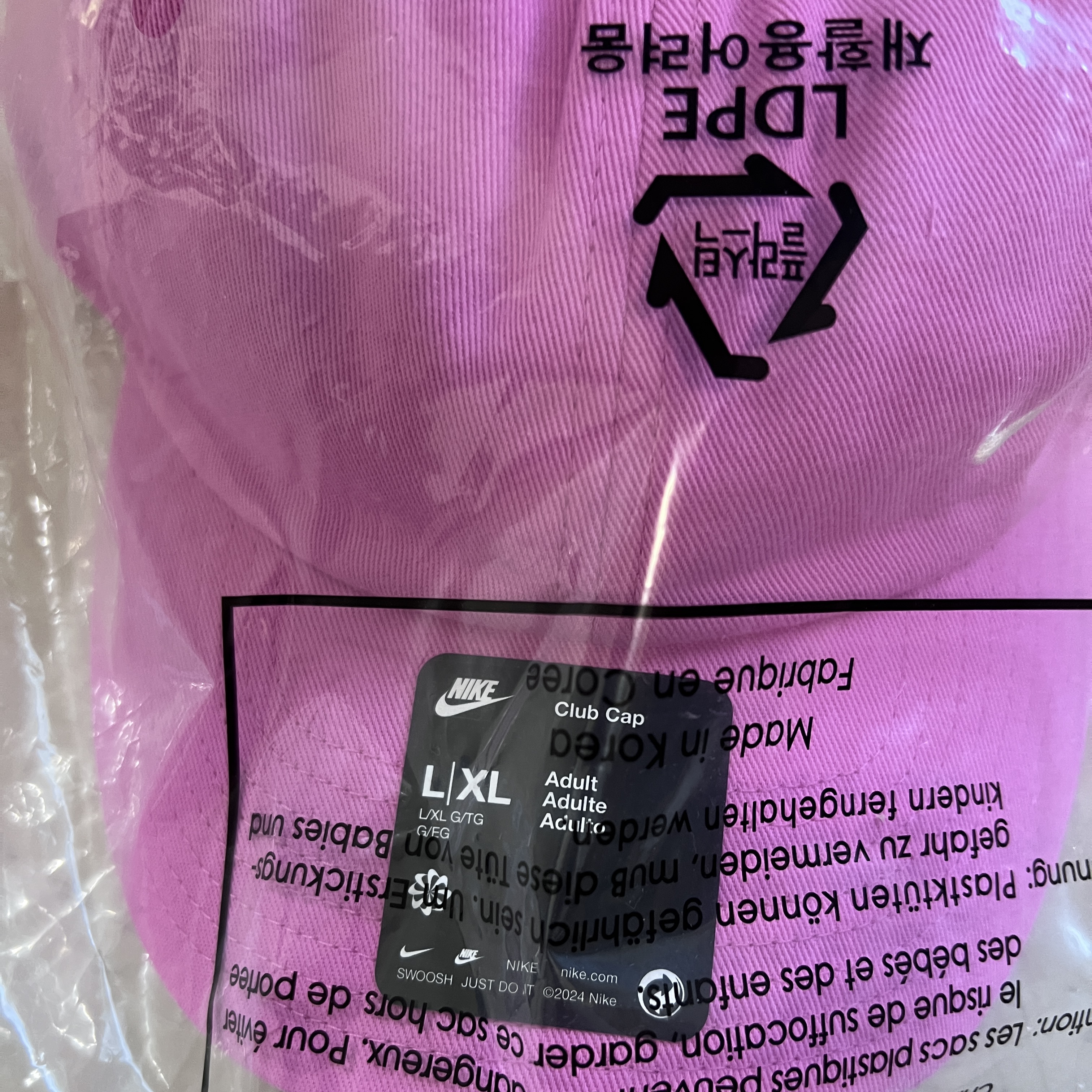 Nike Club Unstructured Cap Playful Pink Sail 착용 스타일