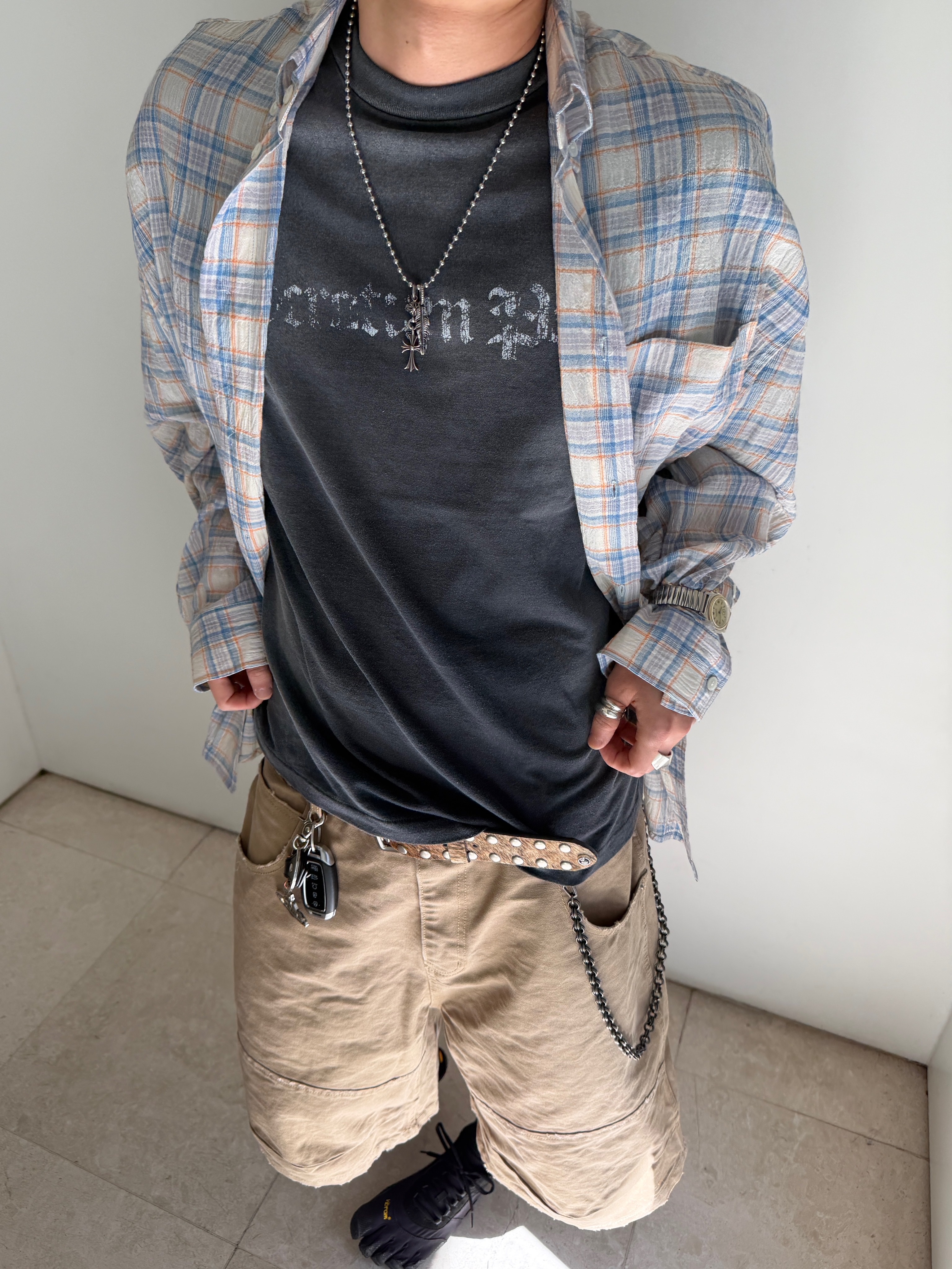 MJD Canvas 3D Knee Shorts Beige, MJD Oversized Drippy Shirt Blue 착용 스타일 - 5