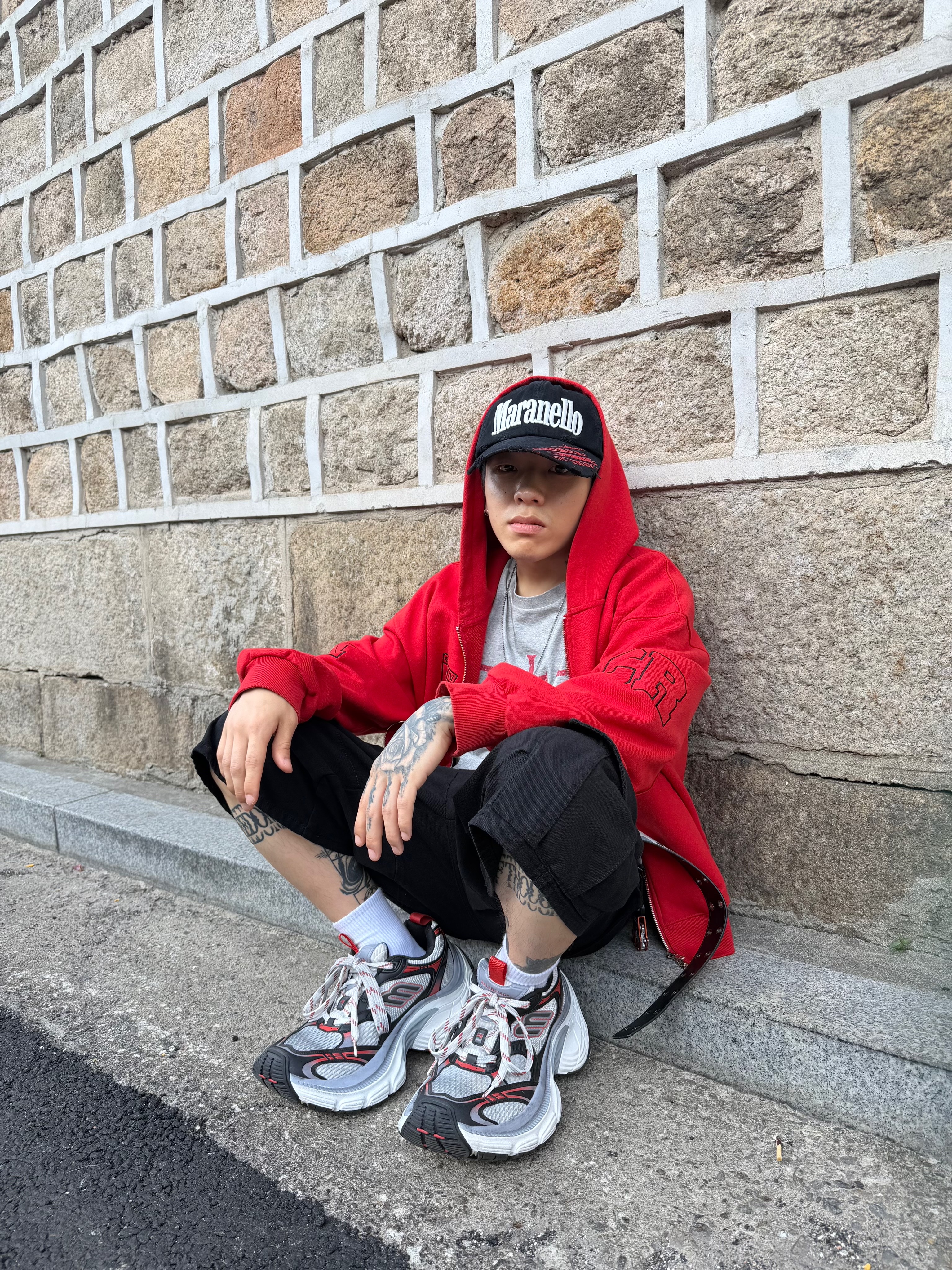 tornortied Messiah T-Shirt
Gray, ETCE Maranello Skid Mark Vintage Cap Black 착용 스타일 - 3