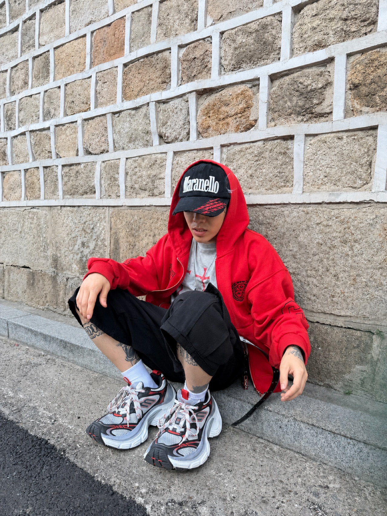 tornortied Messiah T-Shirt
Gray, ETCE Maranello Skid Mark Vintage Cap Black 착용 스타일 - 2