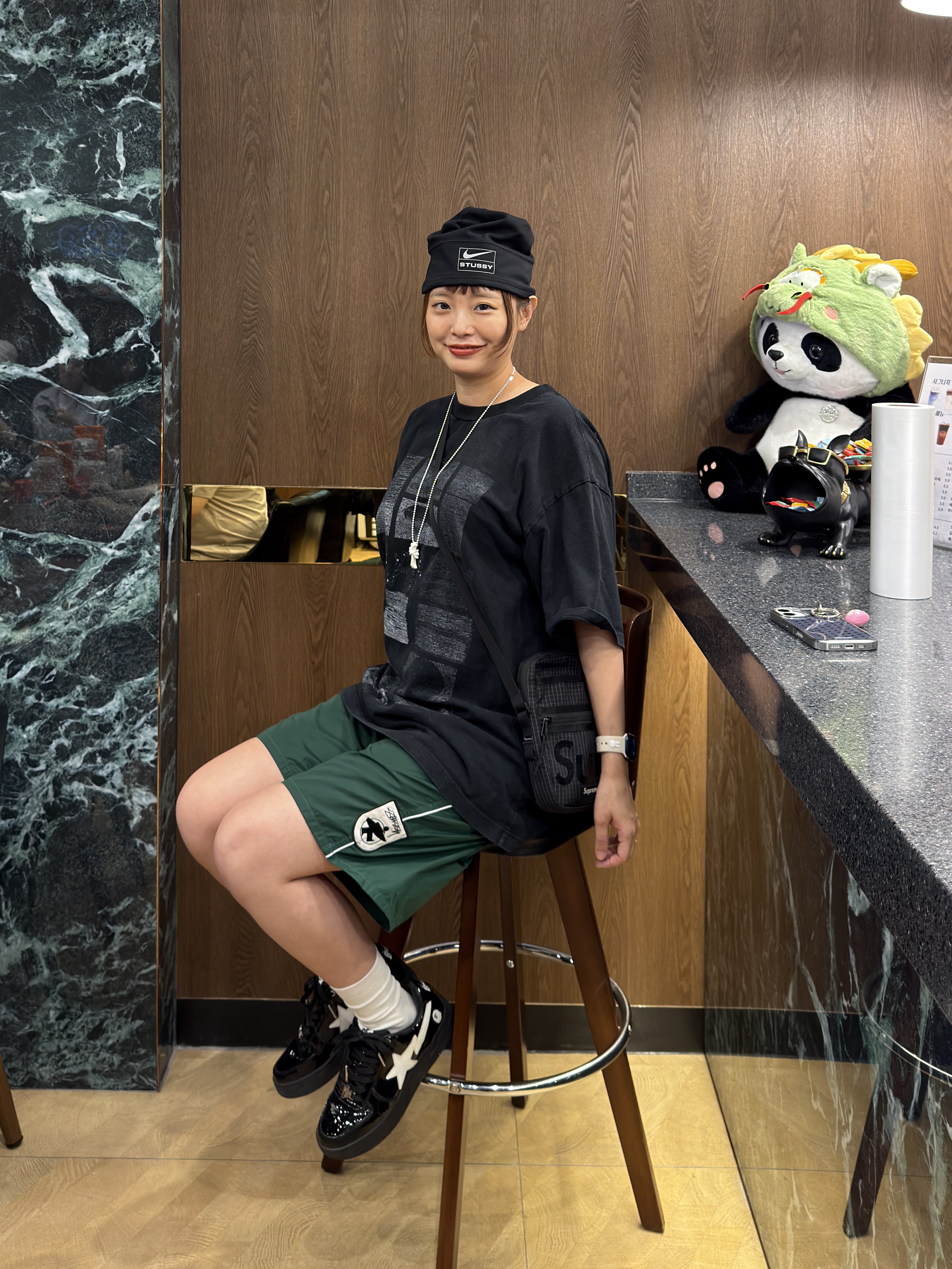 Nike x Stussy Skull Cap Black, Stussy Surfman Board Shorts Green 착용 스타일 - 4