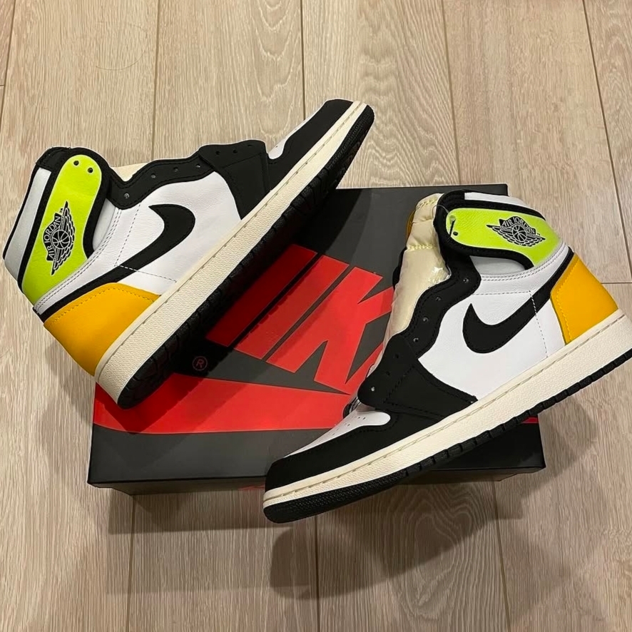(GS) Jordan 1 Retro High OG Volt Gold 착용 스타일