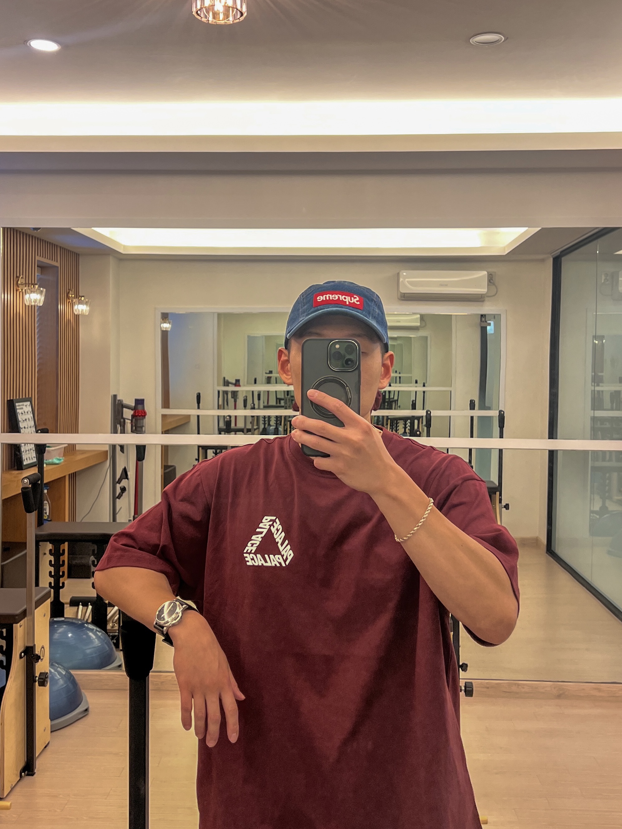 Palace Snakey P3 T-Shirt Rich Wine - 26SS, Supreme Washed Chino Twill Camp Cap Denim - 22FW 착용 스타일
