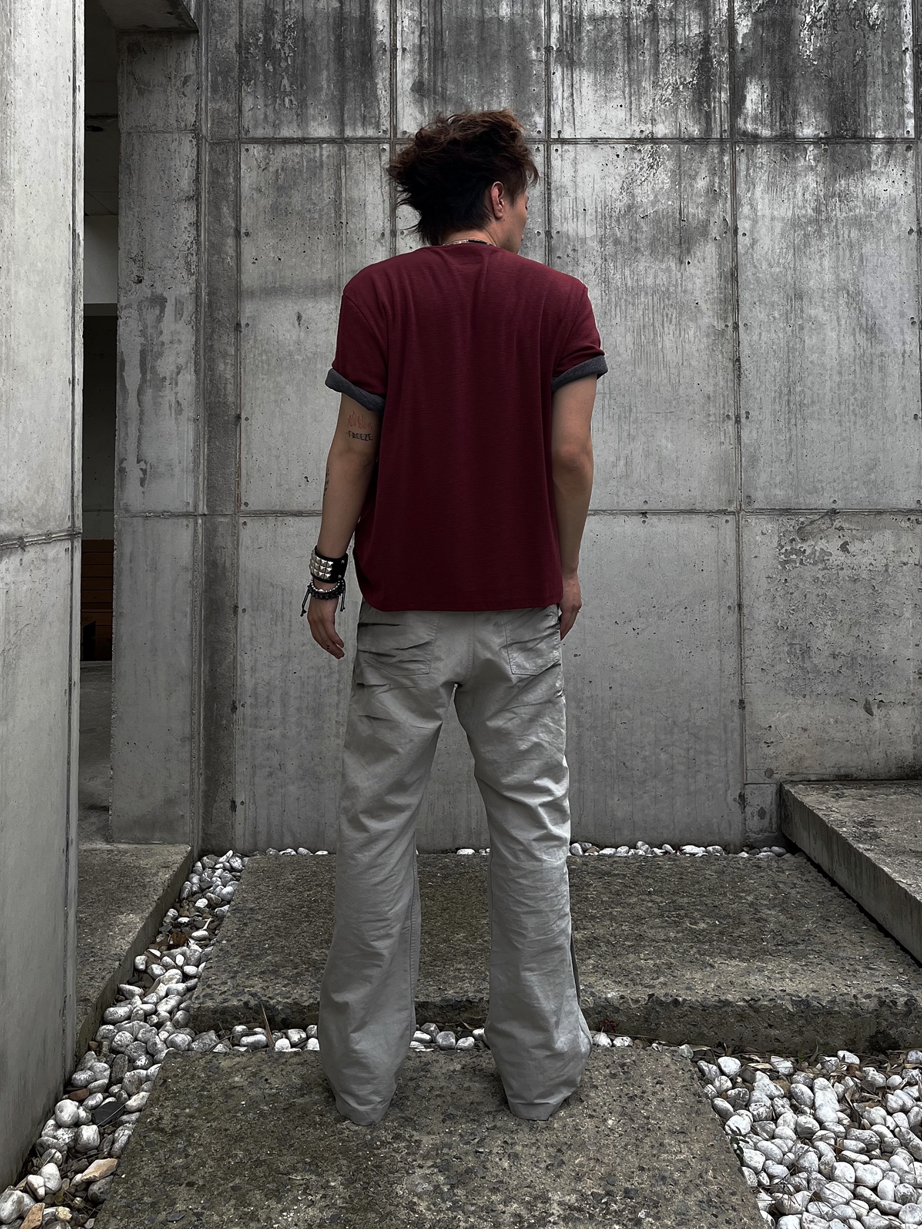 Hysteric Glamour Vixen Girl Necklace Silver, BLR Spray Washed Semi-Flare Pants Beige 착용 스타일 - 6