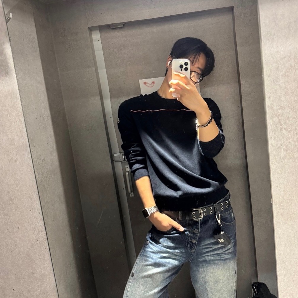 Gentle Monster x Maison Margiela MM212 Black Clear 착용 스타일