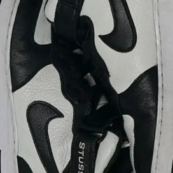 Nike x Stussy Air Force 1 '07 Mid SP Black and Light Bone 착용 스타일