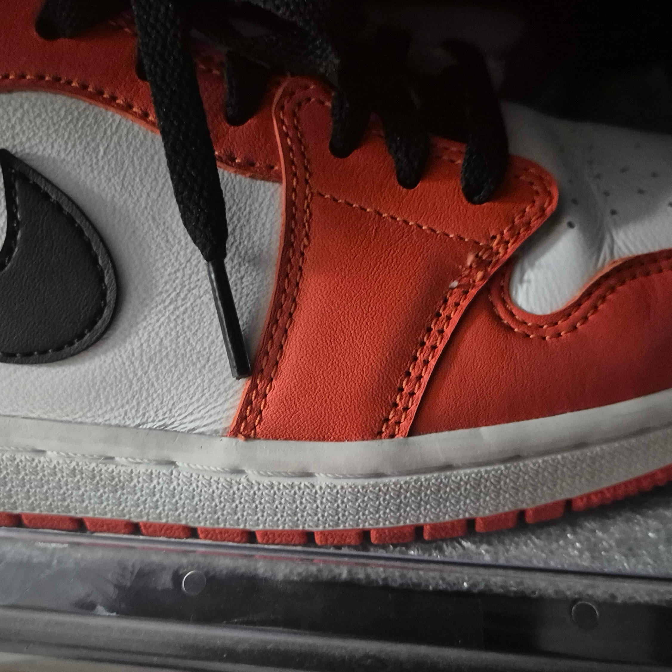 Jordan 1 Low OG Starfish 착용 스타일
