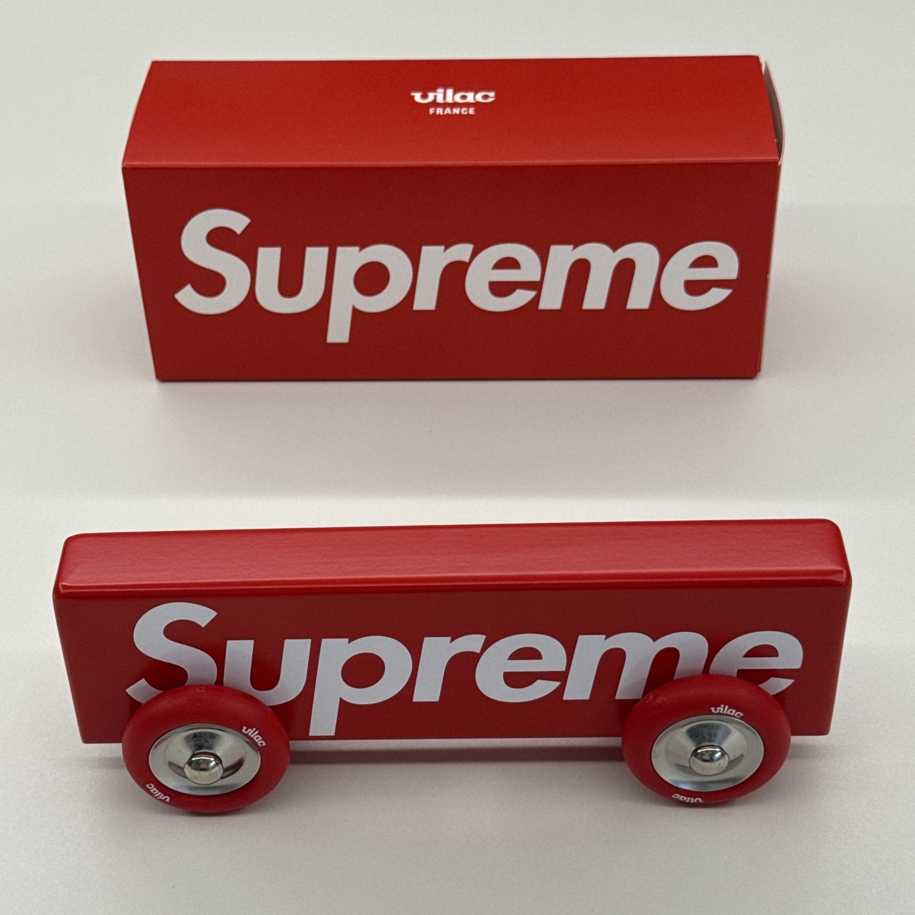 Supreme x Vilac Box Logo Car Red - 26SS 착용 스타일
