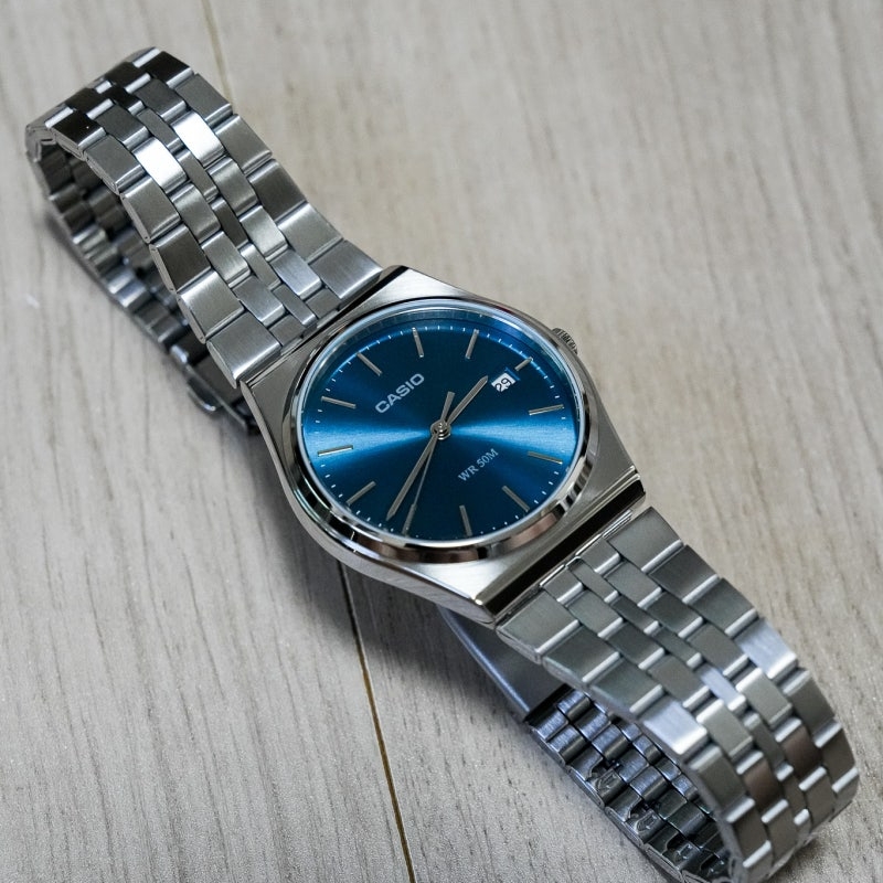 Casio MTP-B145D-2A2V 착용 스타일