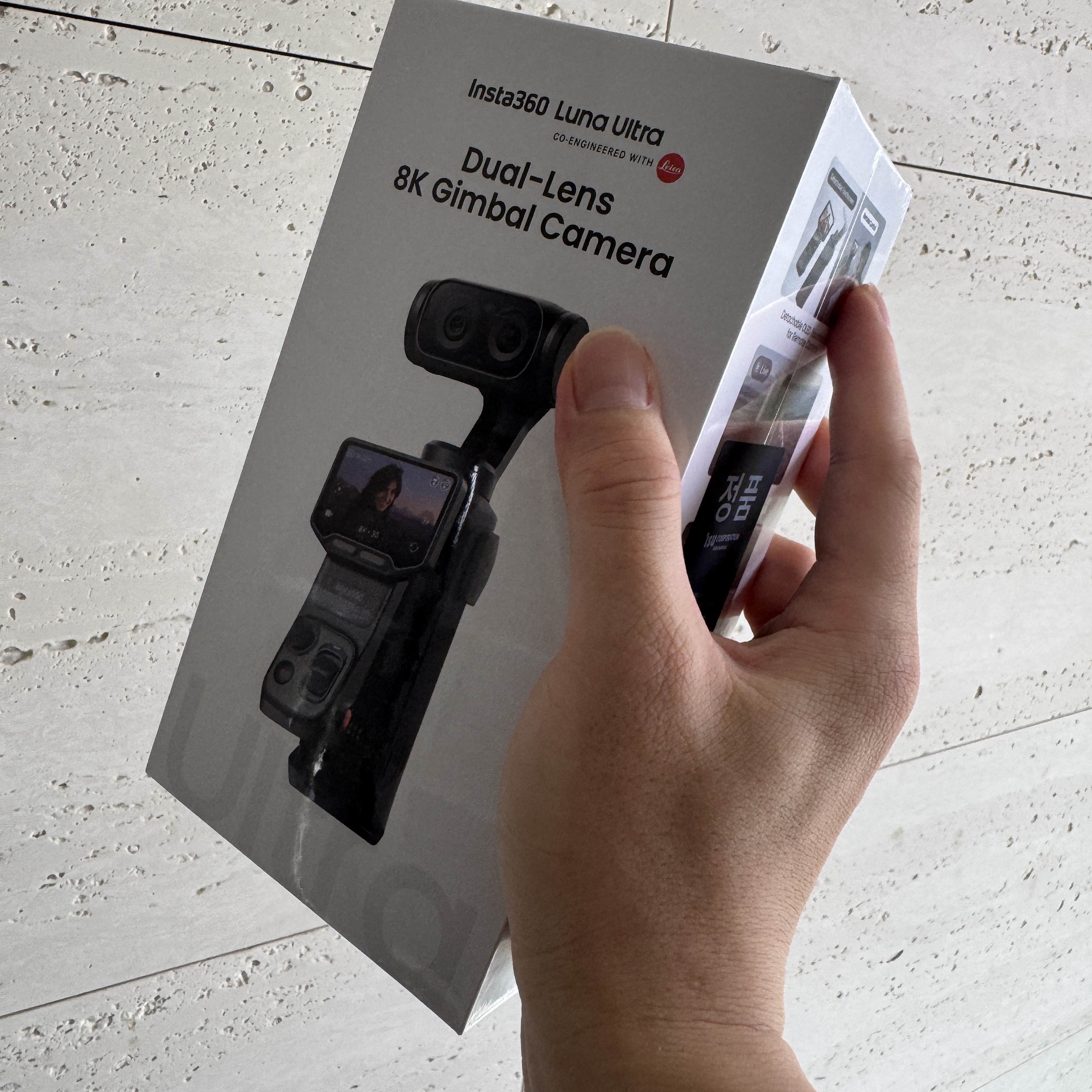 [6%적립][360/PRD] Insta360 Luna Ultra Standard Bundle Cosmic Black 착용 스타일
