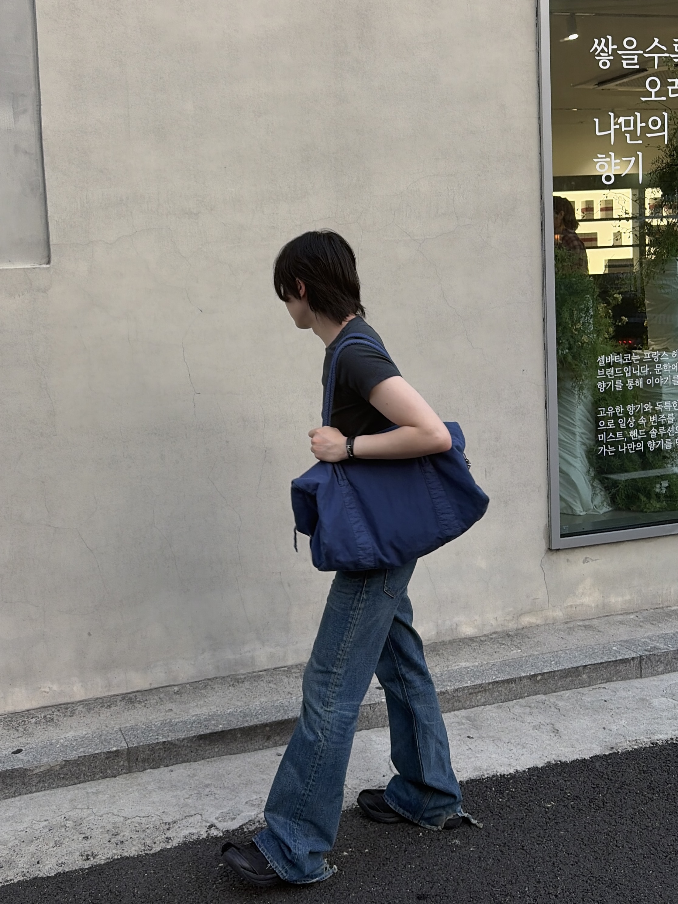 Asics x Kiko Kostadinov Ilargi FF Carbon, Saint Laurent Opyum Bracelet in Leather Black 착용 스타일 - 2