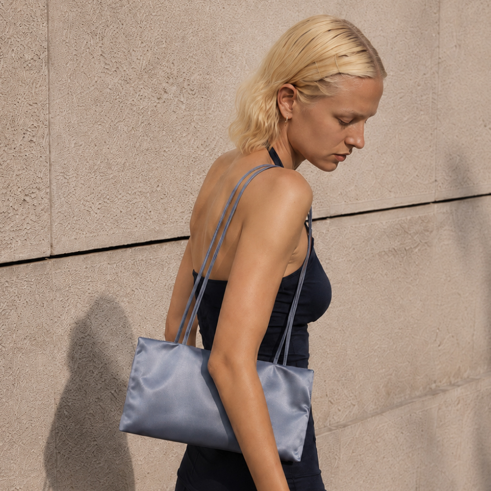 하아카아이브 실키 이스트 숄더백 더스티 블루(Hah Archiv Silky East Shoulder Bag Dusty Blue) - 3
