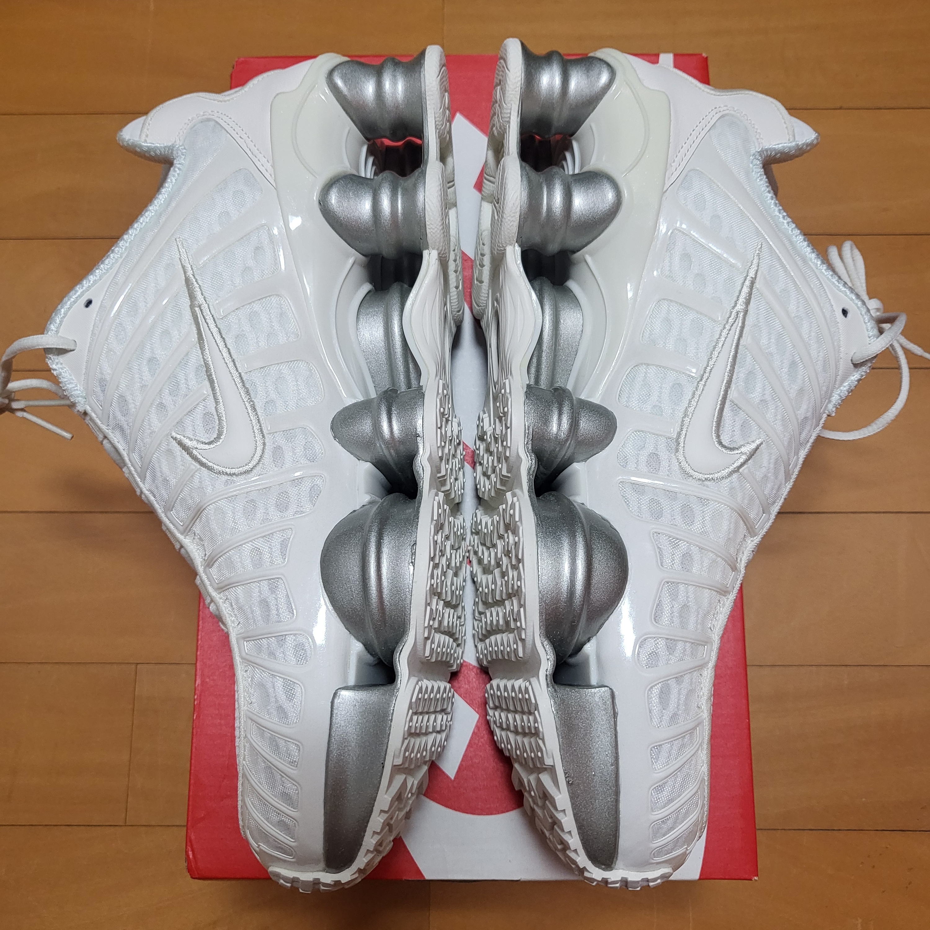 (W) Nike Shox TL Sail 착용 스타일