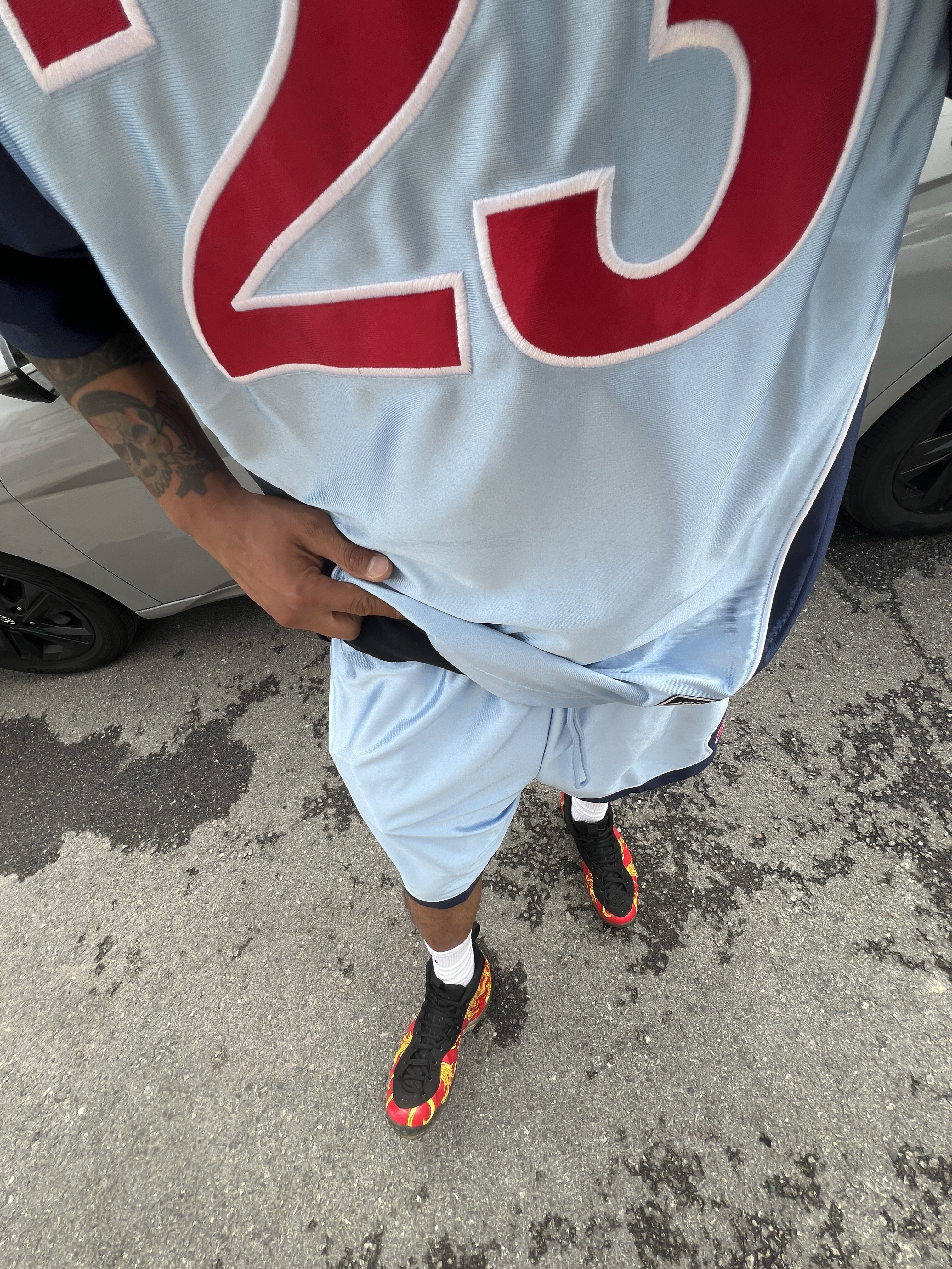 Supreme x Jordan Warm Up Jersey Light Blue - 24FW, Supreme x Jordan Warm Up Shorts Light Blue - 24FW 착용 스타일