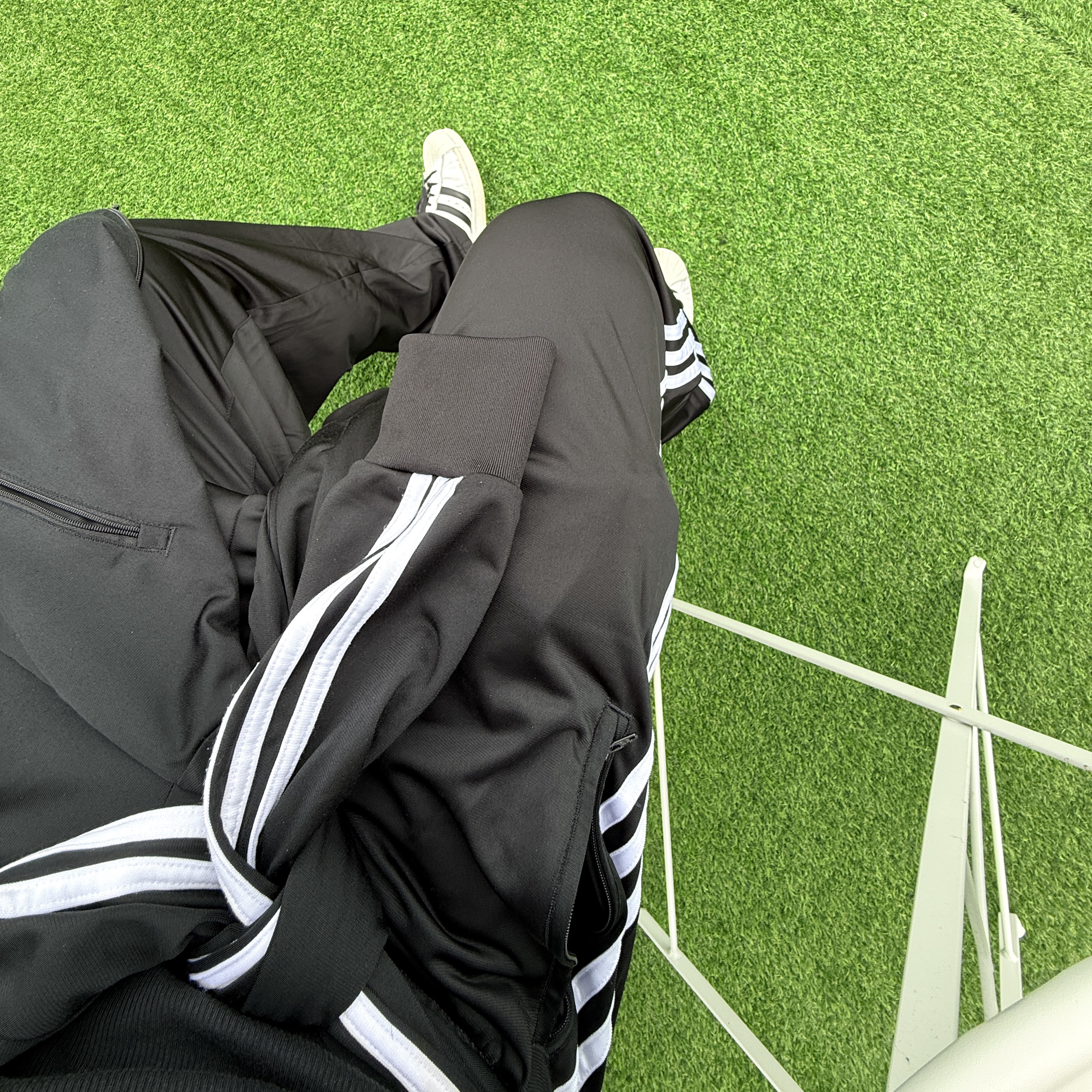 Adidas Superstar White Black, Adidas Adicolor Baggy Fit Firebird Track Pants Black - KR Sizing 착용 스타일