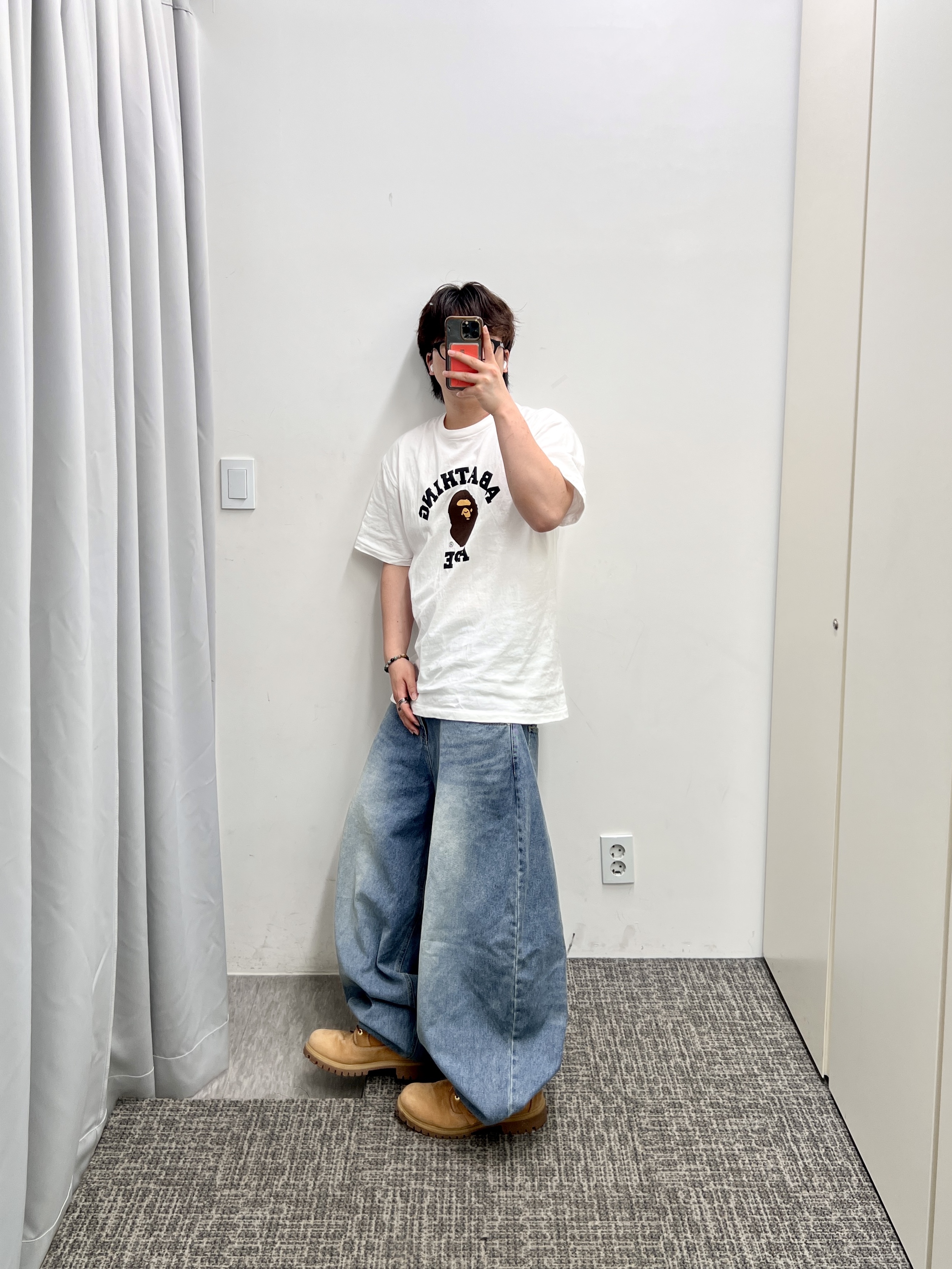 Timberland Premium 6 inch Waterproof Boot Wheat Nubuck - Wide, BAPE College T-Shirt White 착용 스타일 - 3