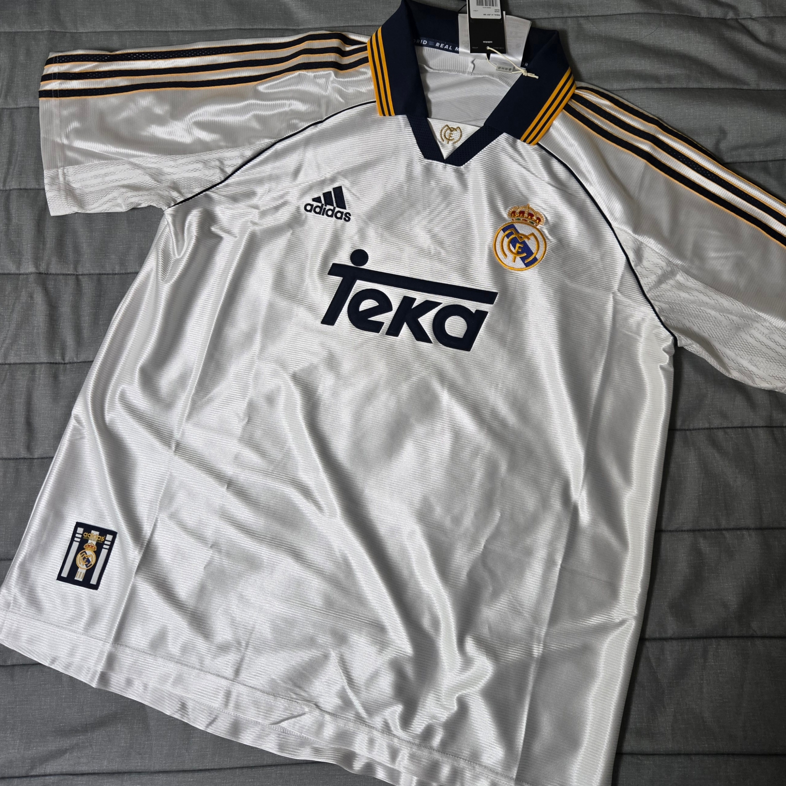 Adidas Real Madrid 99/00 Home Jersey White - KR Sizing (Non Marking Ver.) 착용 스타일