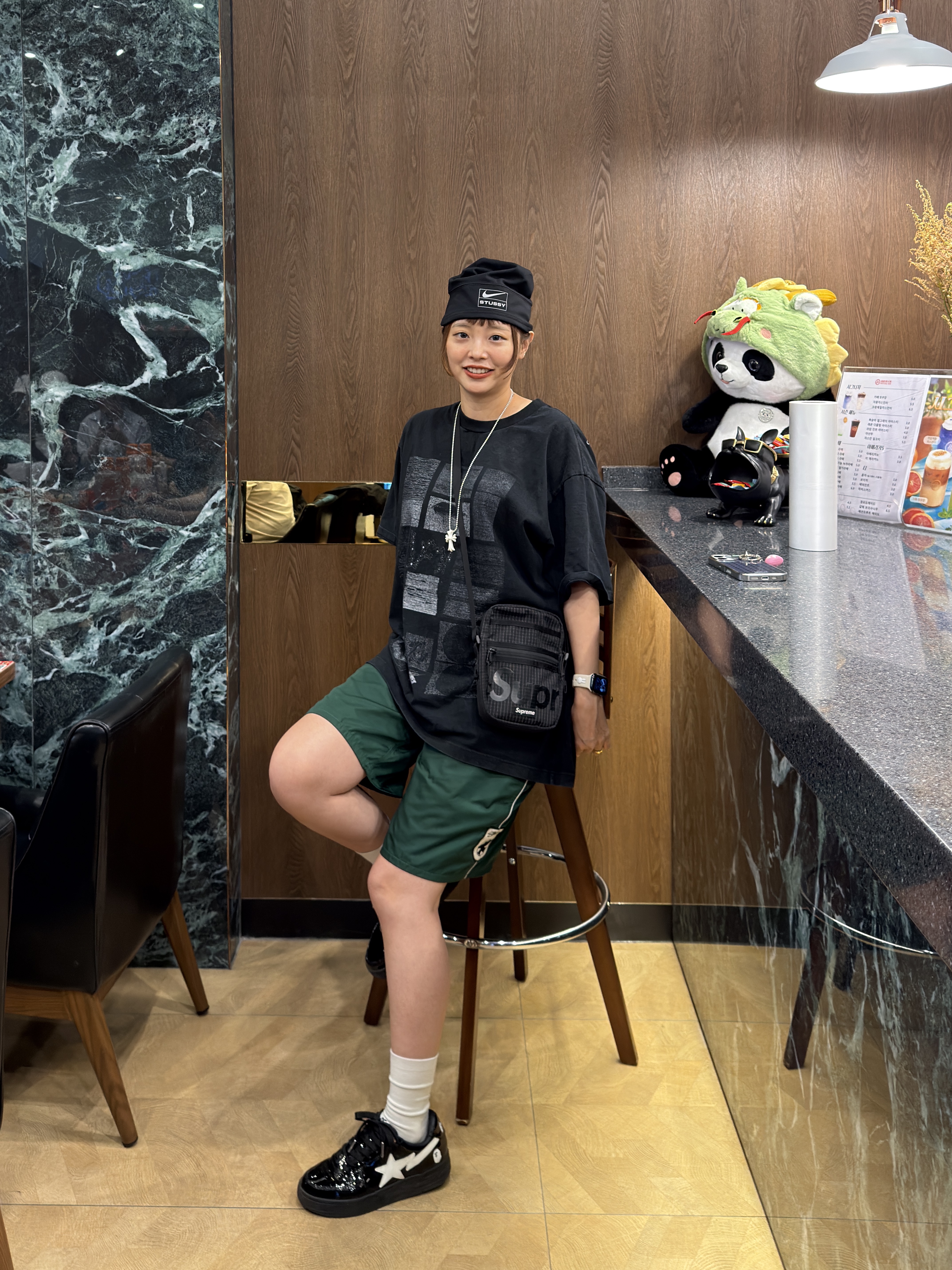 Nike x Stussy Skull Cap Black, Stussy Surfman Board Shorts Green 착용 스타일 - 3