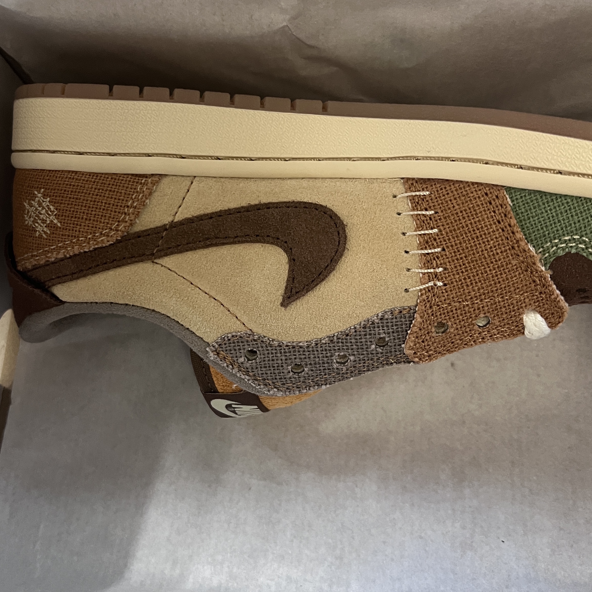 Jordan 1 x Zion Williamson Retro Low OG Flax and Oil Green 착용 스타일
