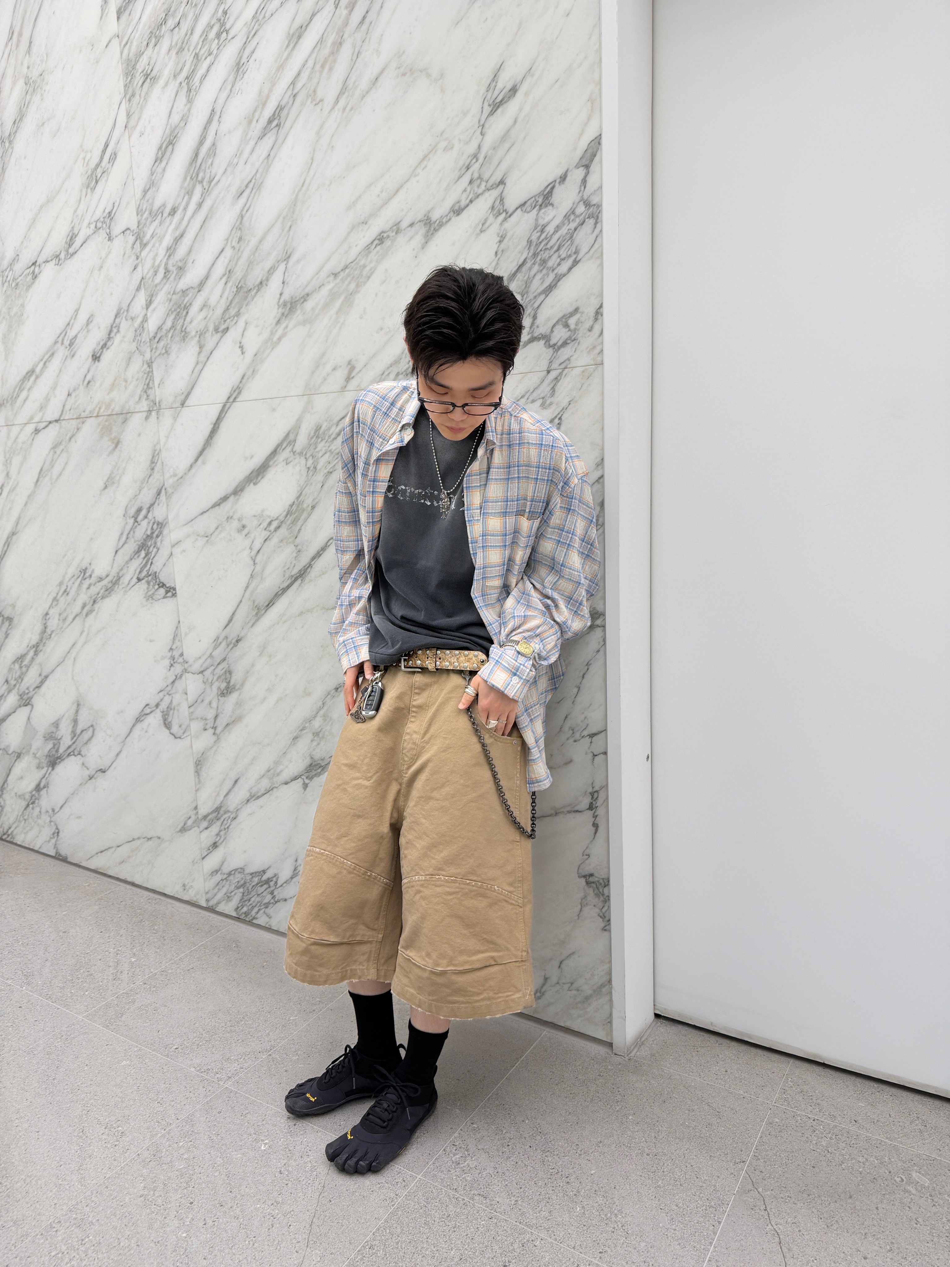 MJD Canvas 3D Knee Shorts Beige, MJD Oversized Drippy Shirt Blue 착용 스타일 - 7