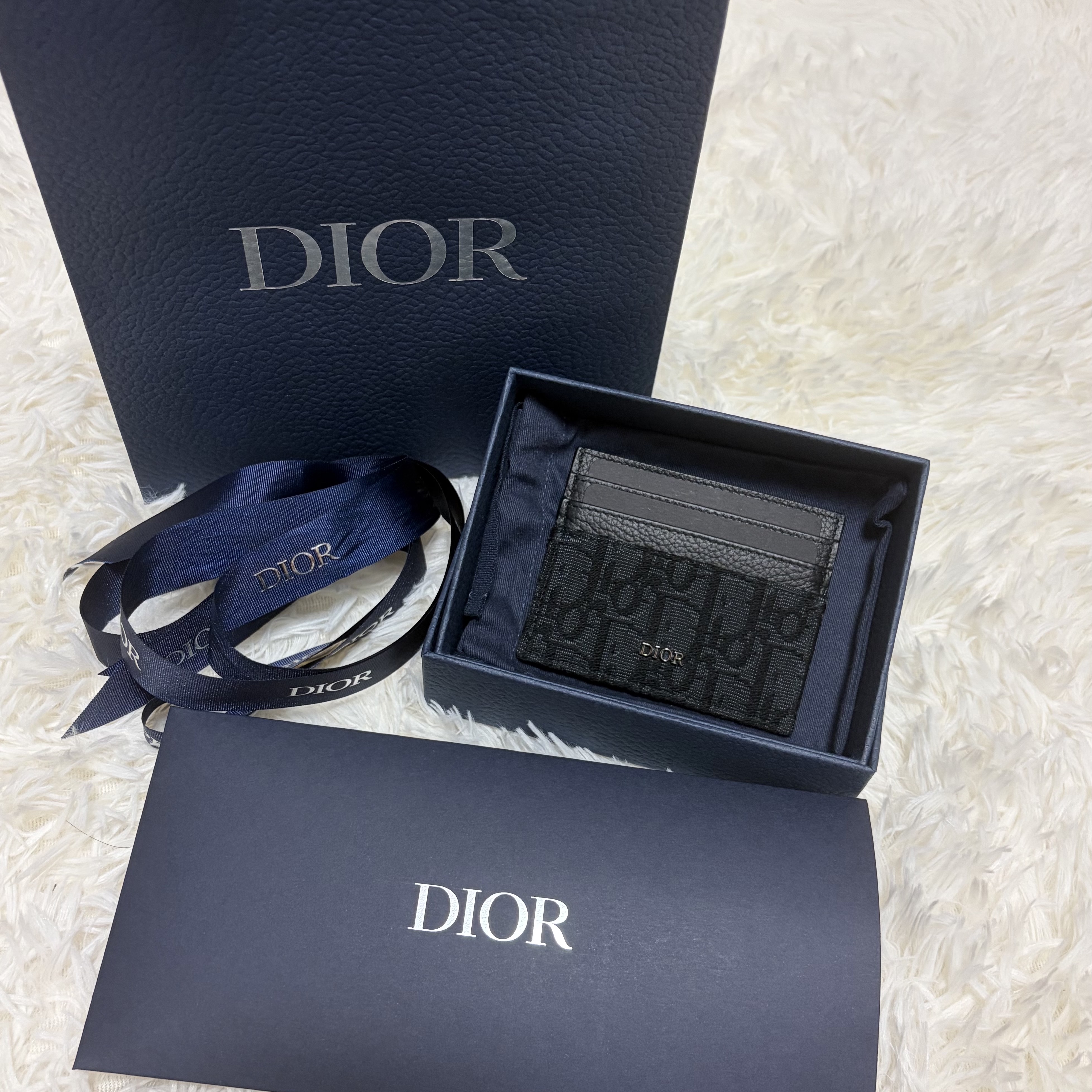 Dior Card Holder Black Dior Oblique Jacquard 착용 스타일