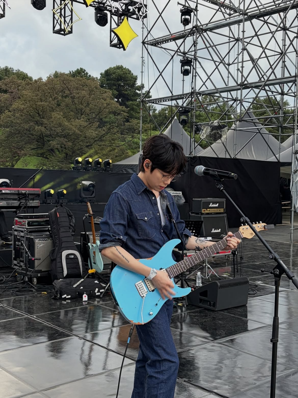 Levi's Barstow Western Shirt Blue 착용 스타일