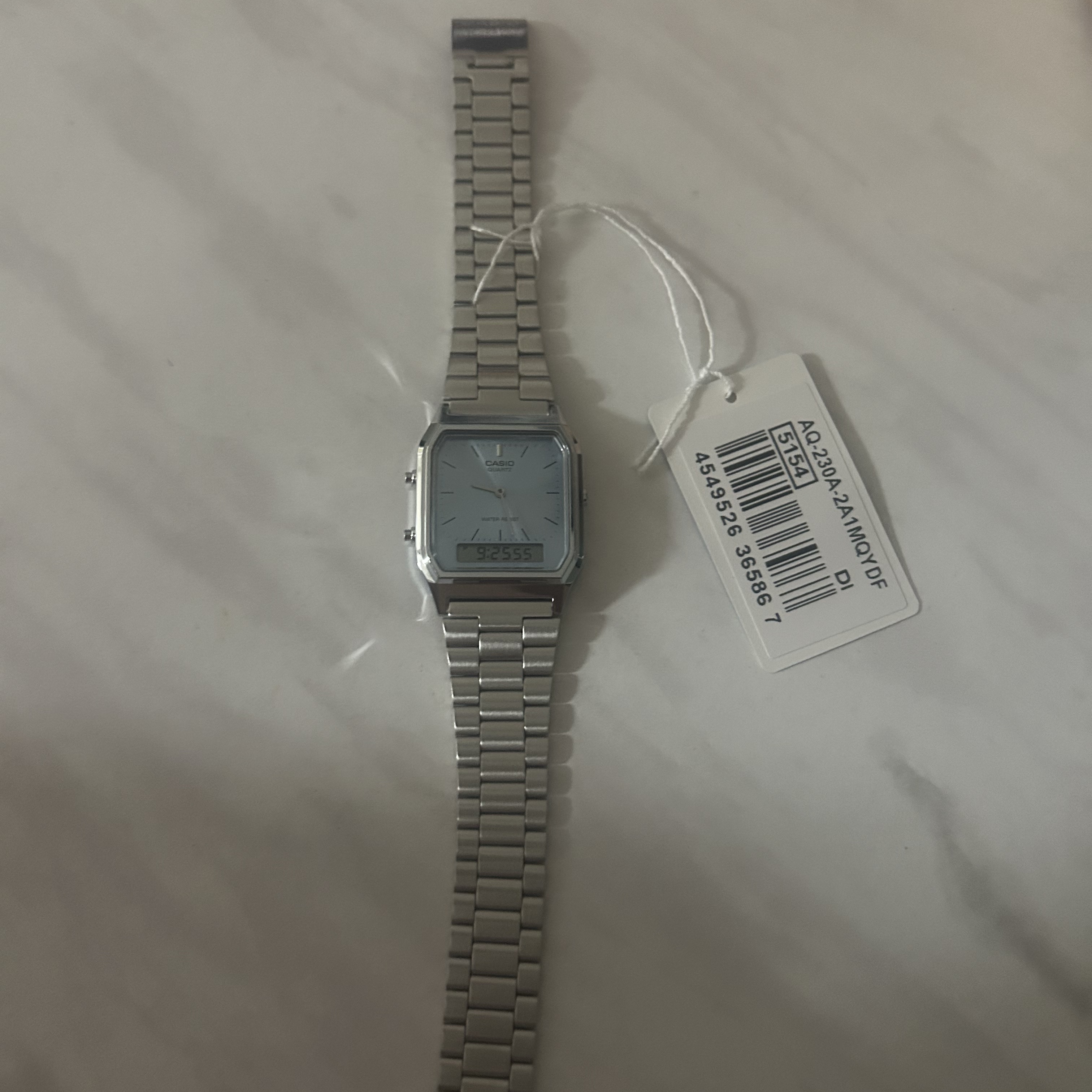 Casio AQ-230A-2A1MQY 착용 스타일