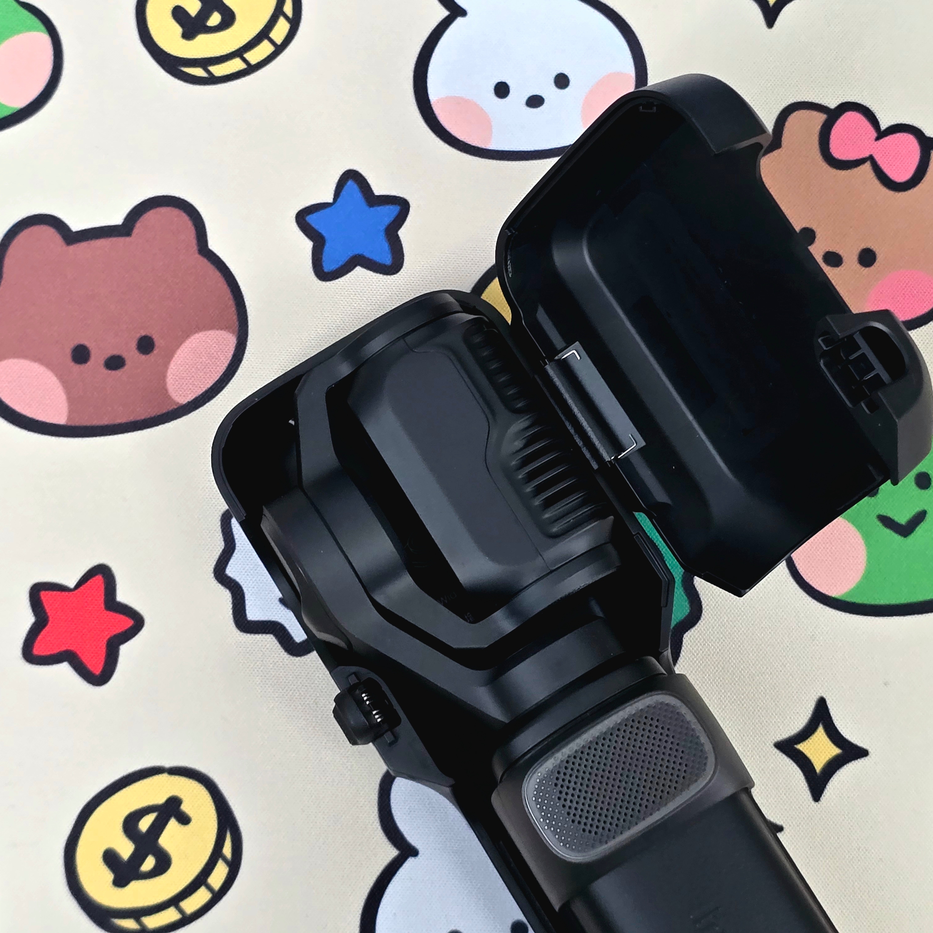 [6%적립][360/PRD] Insta360 Luna Ultra Standard Bundle Cosmic Black 착용 스타일 - 3