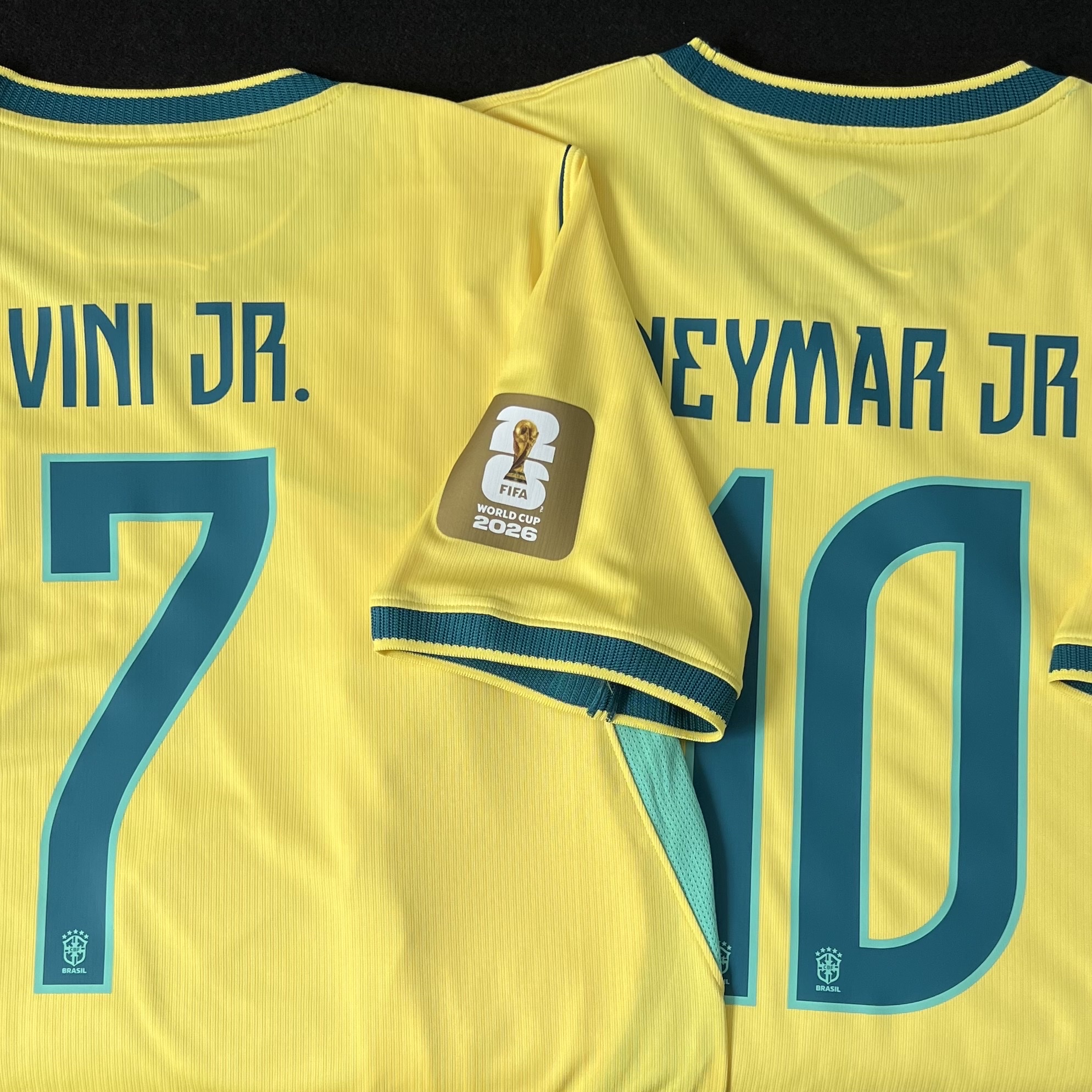 Nike Brazil 2026 Stadium Home Dri-Fit Football Replica Jersey Canary Light Menta (IF7054-724) (Non Marking Ver.) 착용 스타일