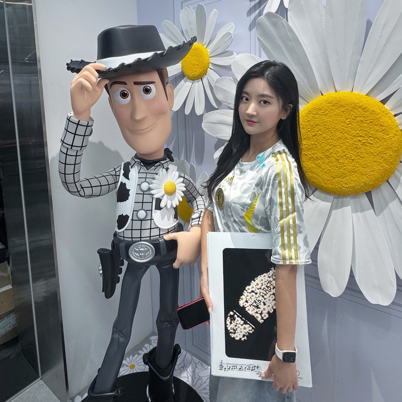Peaceminusone x Toy Story The First Fan Poster A3 03, Adidas x BAPE Teamgeist Jersey White - KR Sizing 착용 스타일 - 1