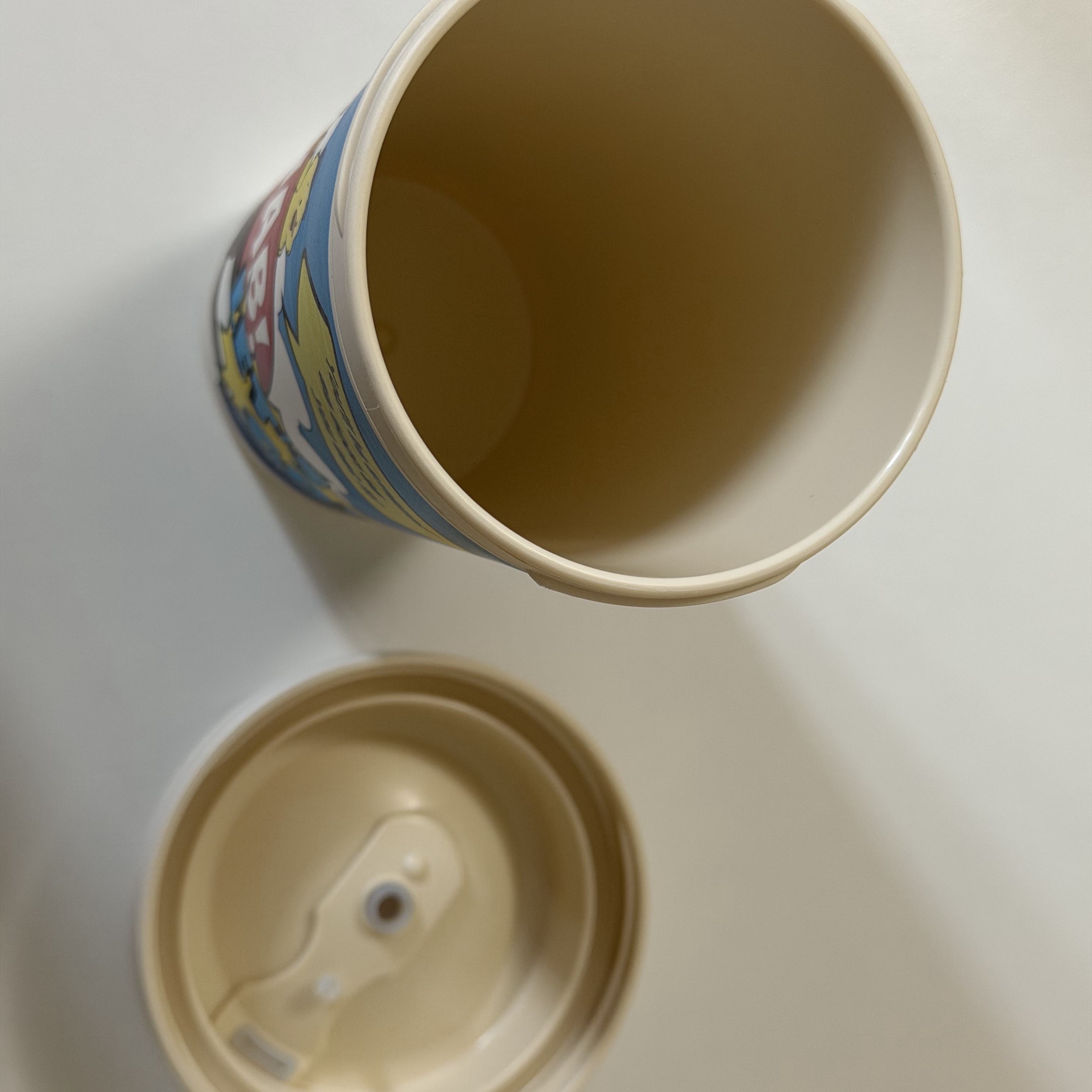 [KREAM 단독] What A Bread Daily Moments Tumbler 420ml, [KREAM 단독] What A Bread Mug White 350ml 착용 스타일 - 4