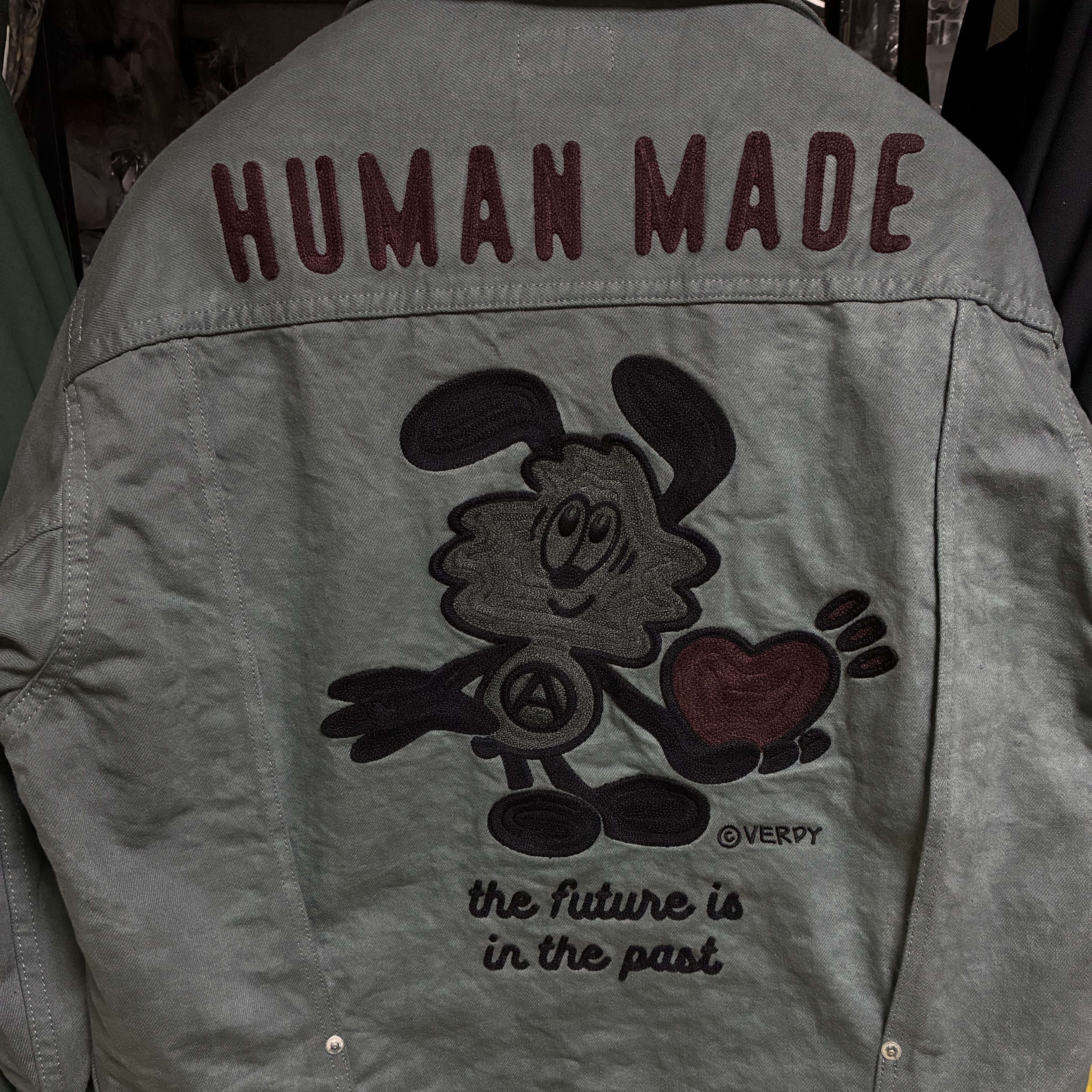 Human Made x Verdy Work Jacket White - Jamsil Store Exclusvie 착용 스타일 - 1