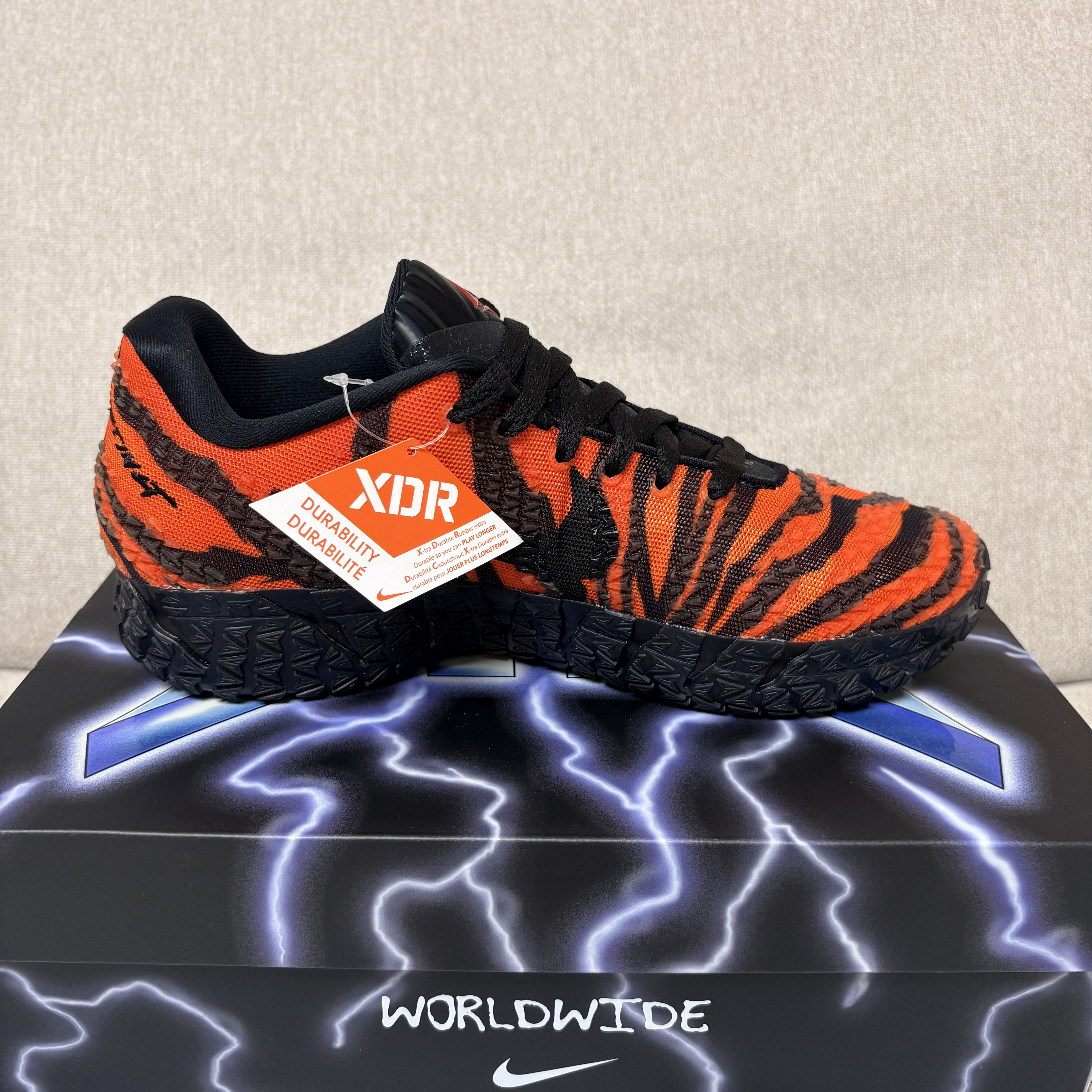 Nike Ja 3 EP Safety Orange Black 착용 스타일 - 3
