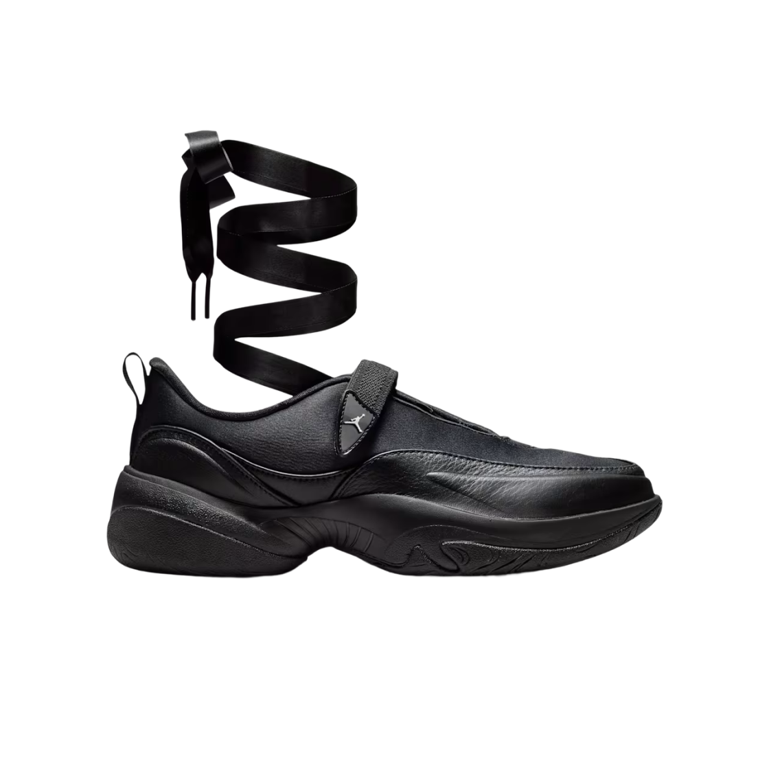 IB8597-004 (W) Jordan Pointe Black Summit White
