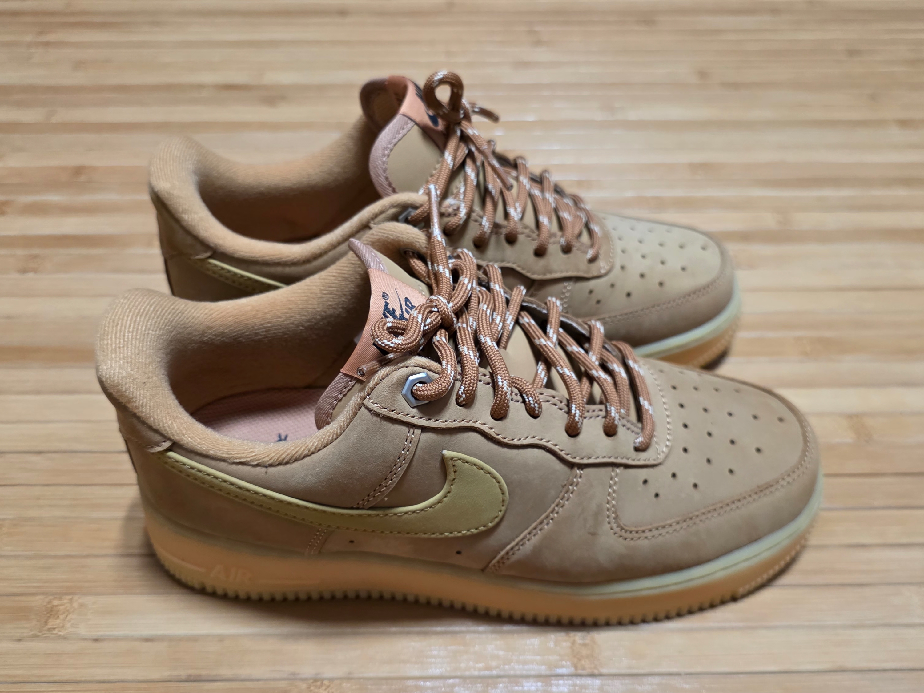 Nike Air Force 1 '07 WB Flax 착용 스타일