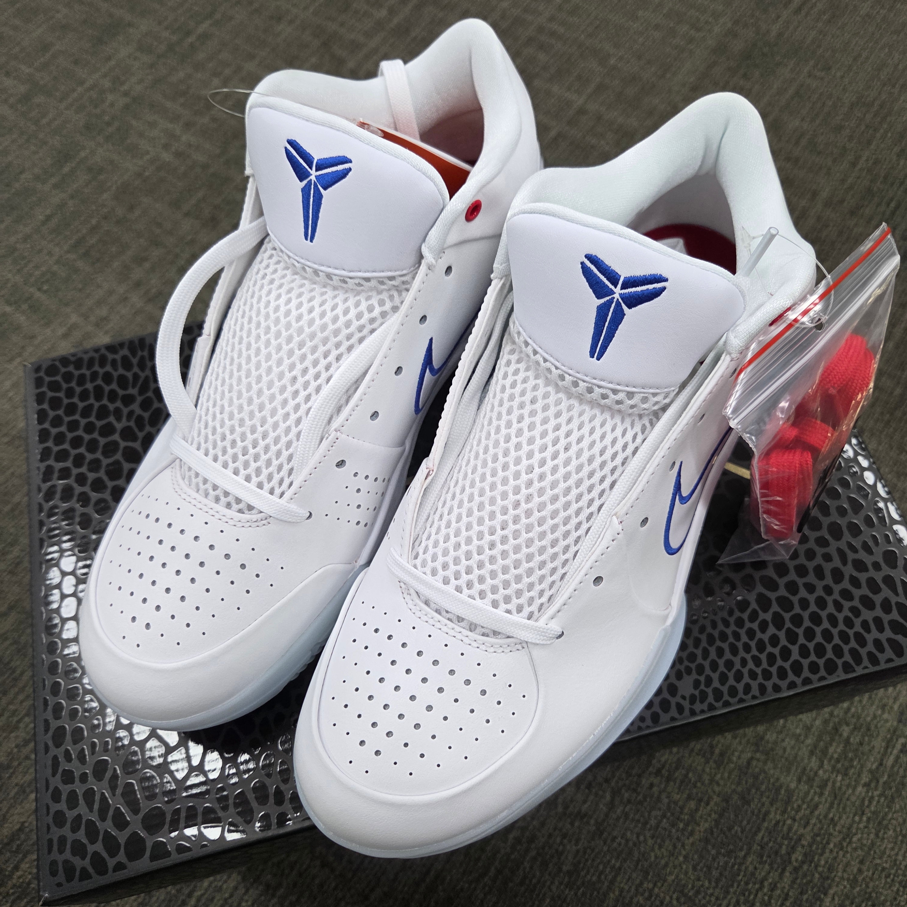 Nike Kobe 4 Protro Draft Pack #7 (Opened Case) 착용 스타일 - 2