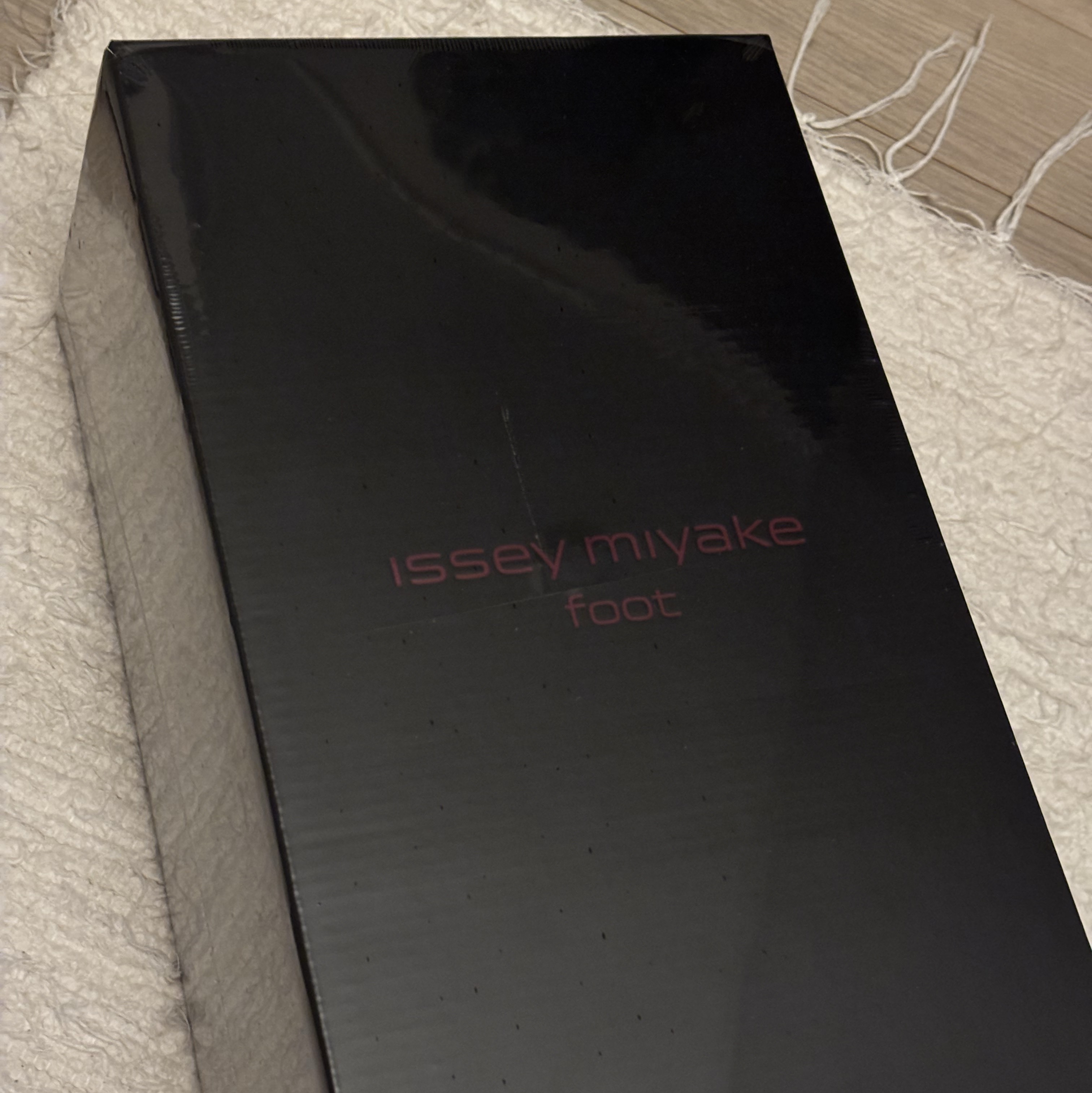 Asics x Issey Miyake Hyper Taping Black 착용 스타일 - 1
