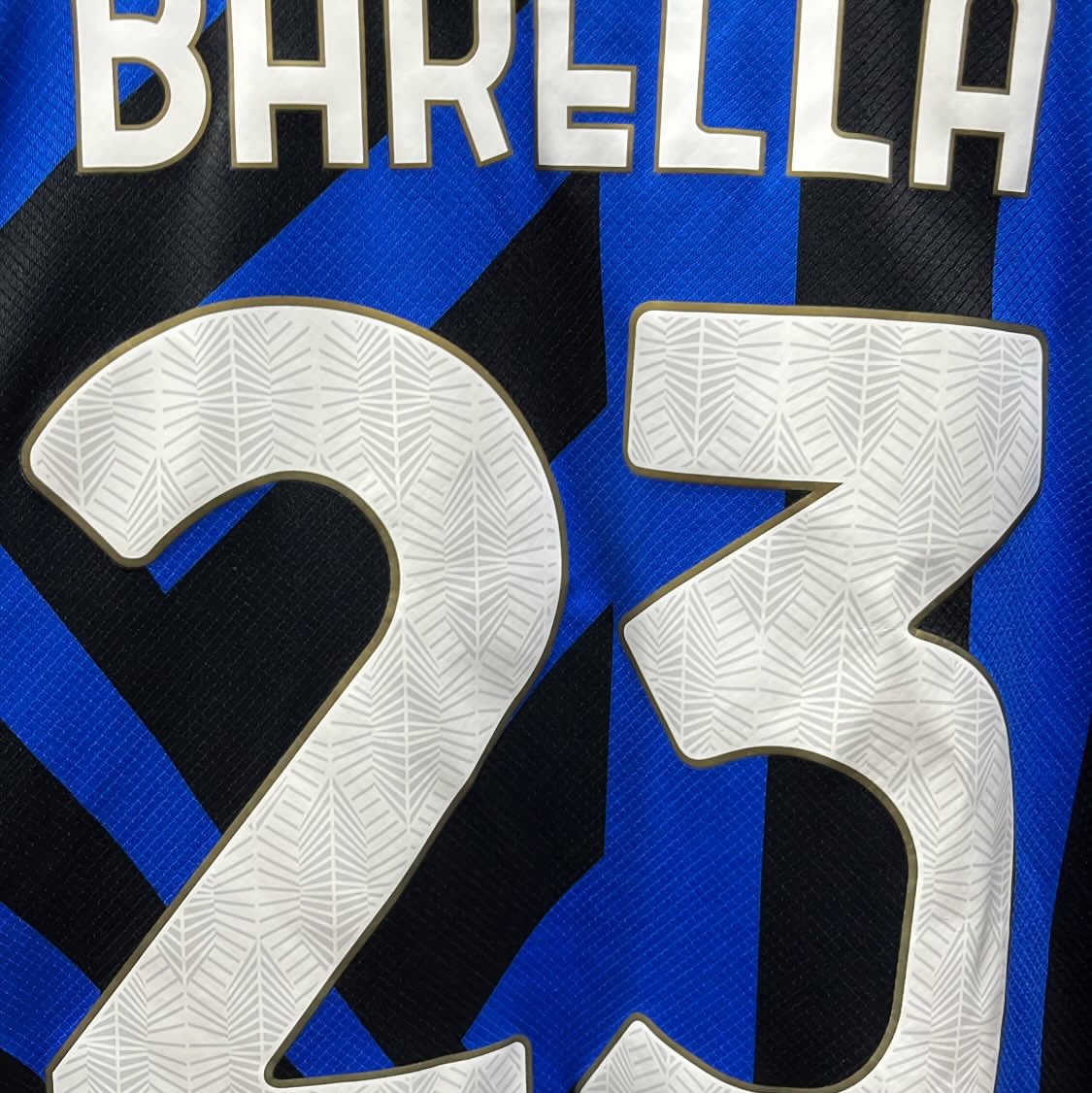 Nike Inter Milan 2024/25 Stadium Home Dri-Fit Soccer Replica Jersey Lyon Blue Black (Non Marking Ver.) 착용 스타일 - 1